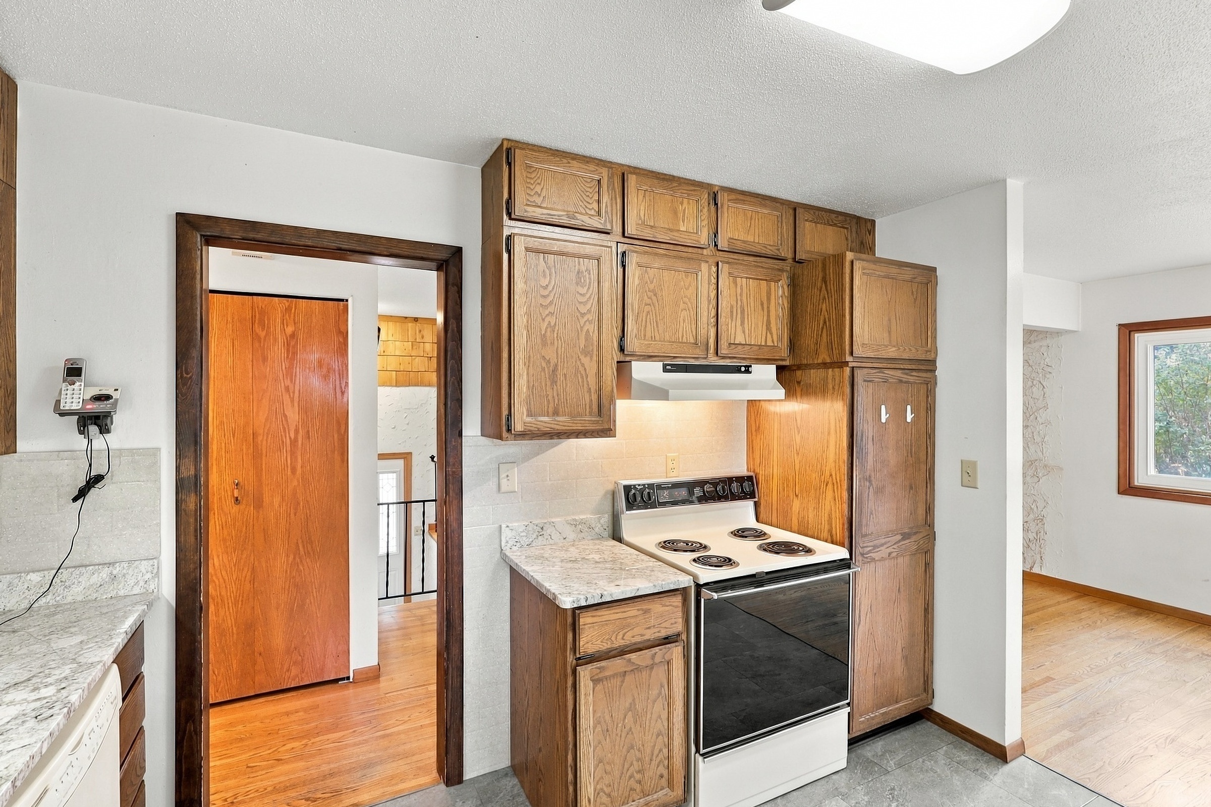  9087 Northwood Parkway, New Hope, MN 55427 - 物件實景