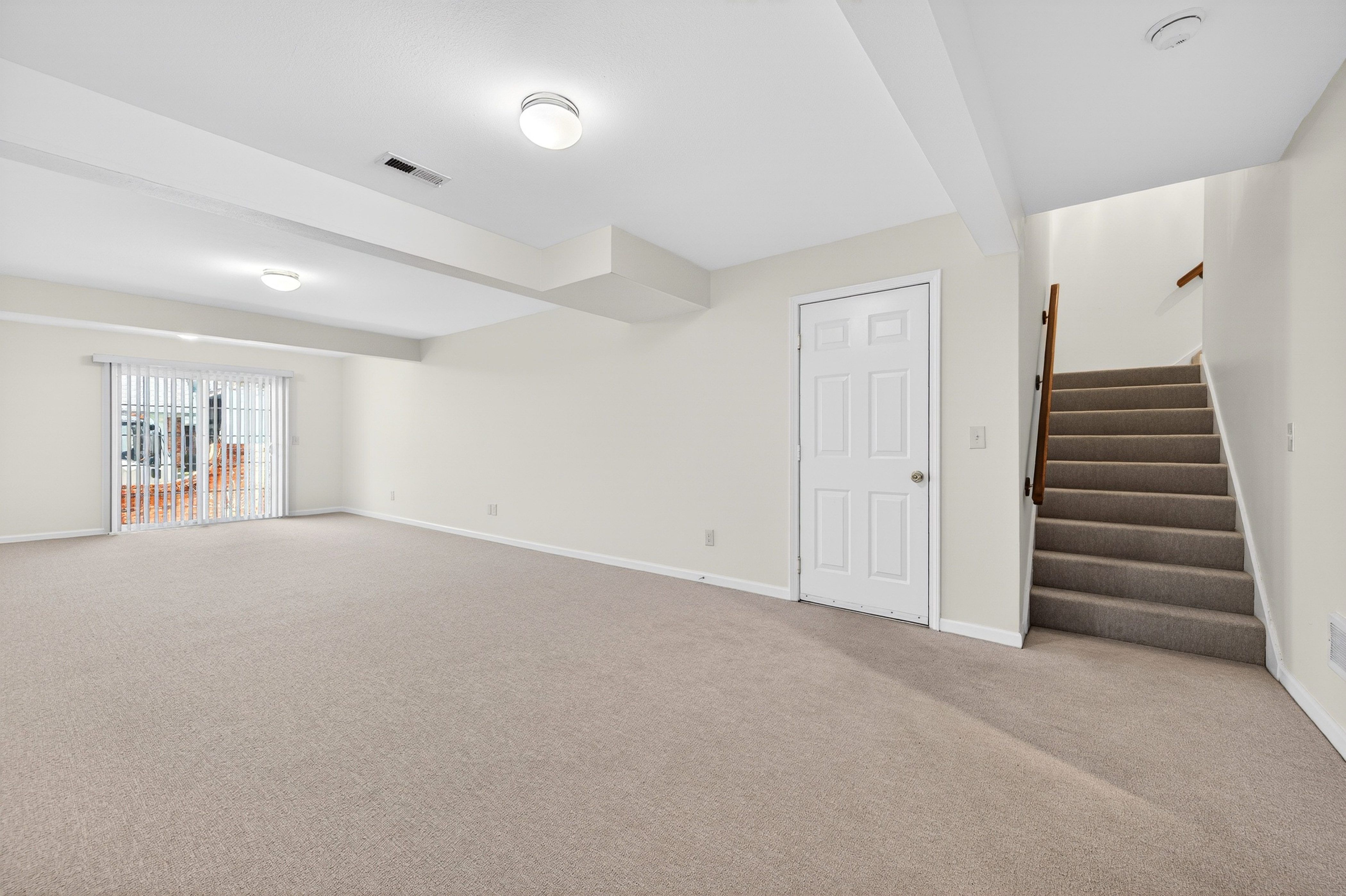  Move in and enjoy this lovely first floor unit - 物件實景