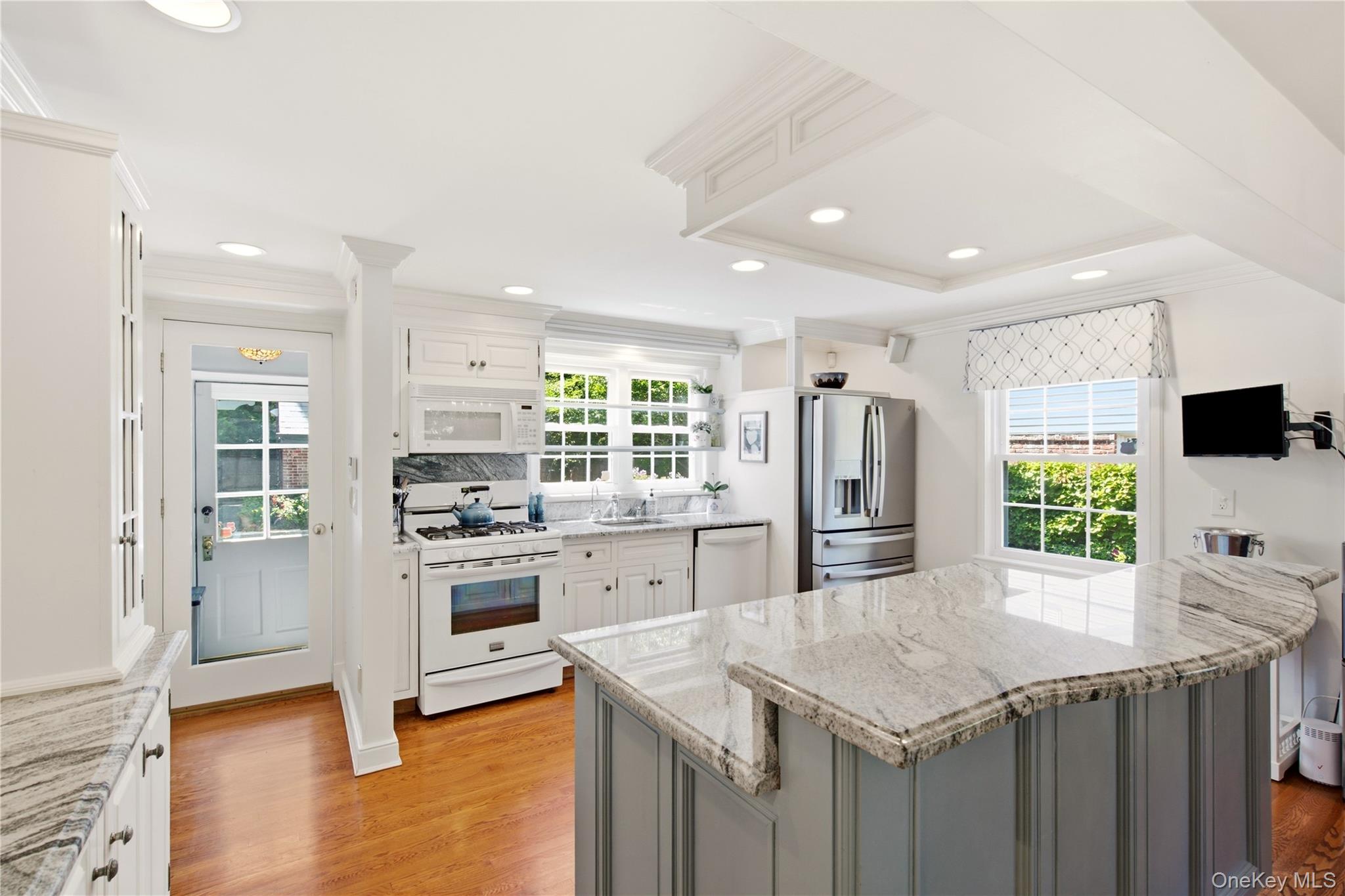  3 Carnegie Avenue, Cold Spring Harbor, NY, 11724 - 物件實景