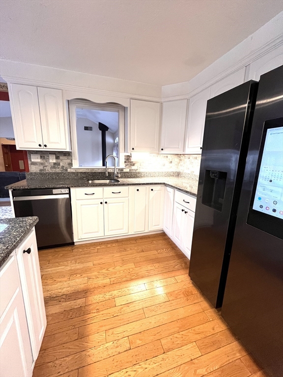 Fitchburg, Massachusetts, 01420, United States, 3 Bedrooms Bedrooms, ,3 BathroomsBathrooms,Residential,For Sale,2005114