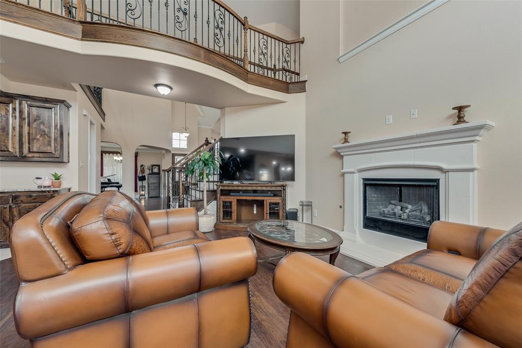 Mansfield, Texas, 76063, United States, 5 Bedrooms Bedrooms, ,4 BathroomsBathrooms,Residential,For Sale,2005419