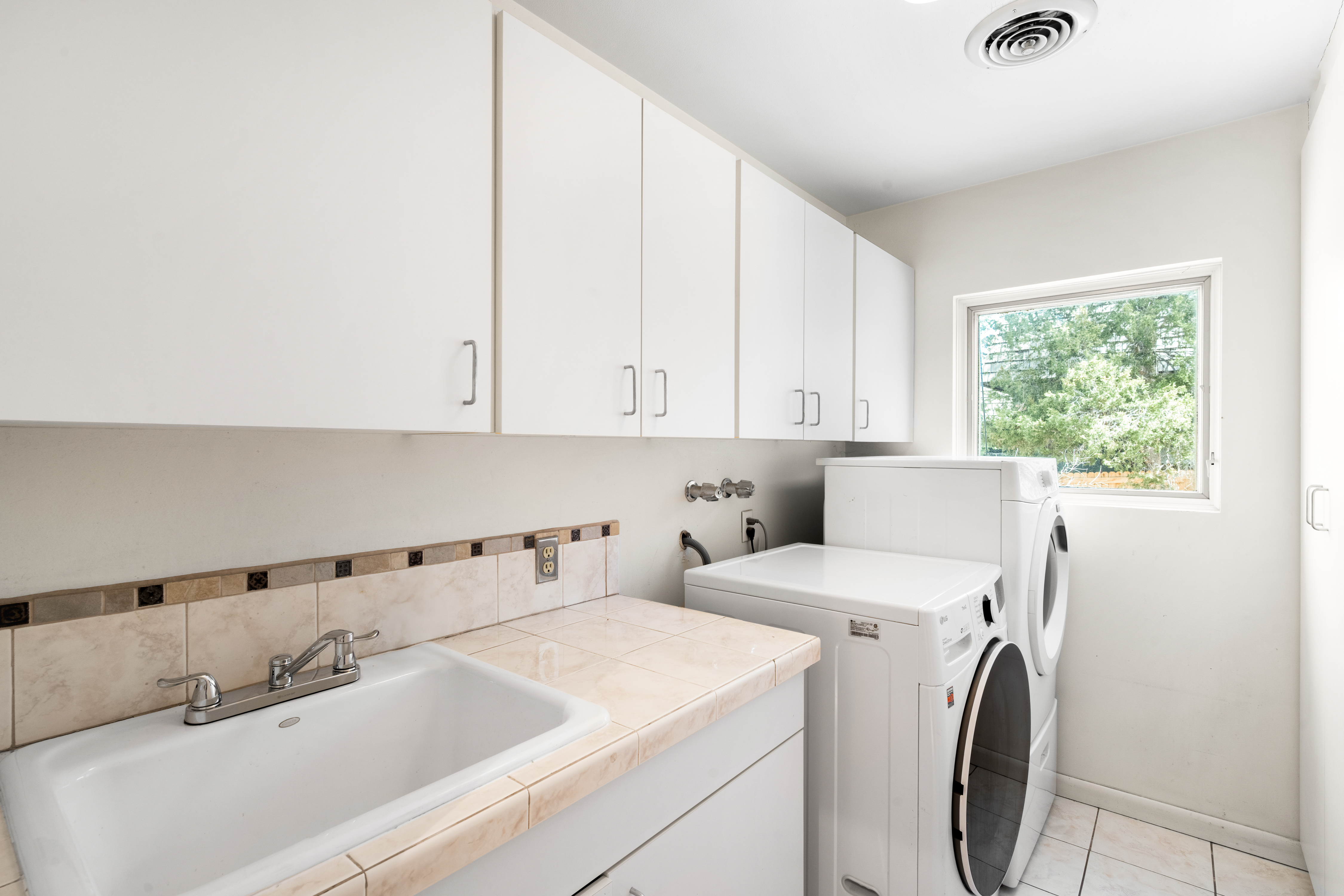  Expansive Southmoor Vista Ranch with Endless Potential - 物件實景