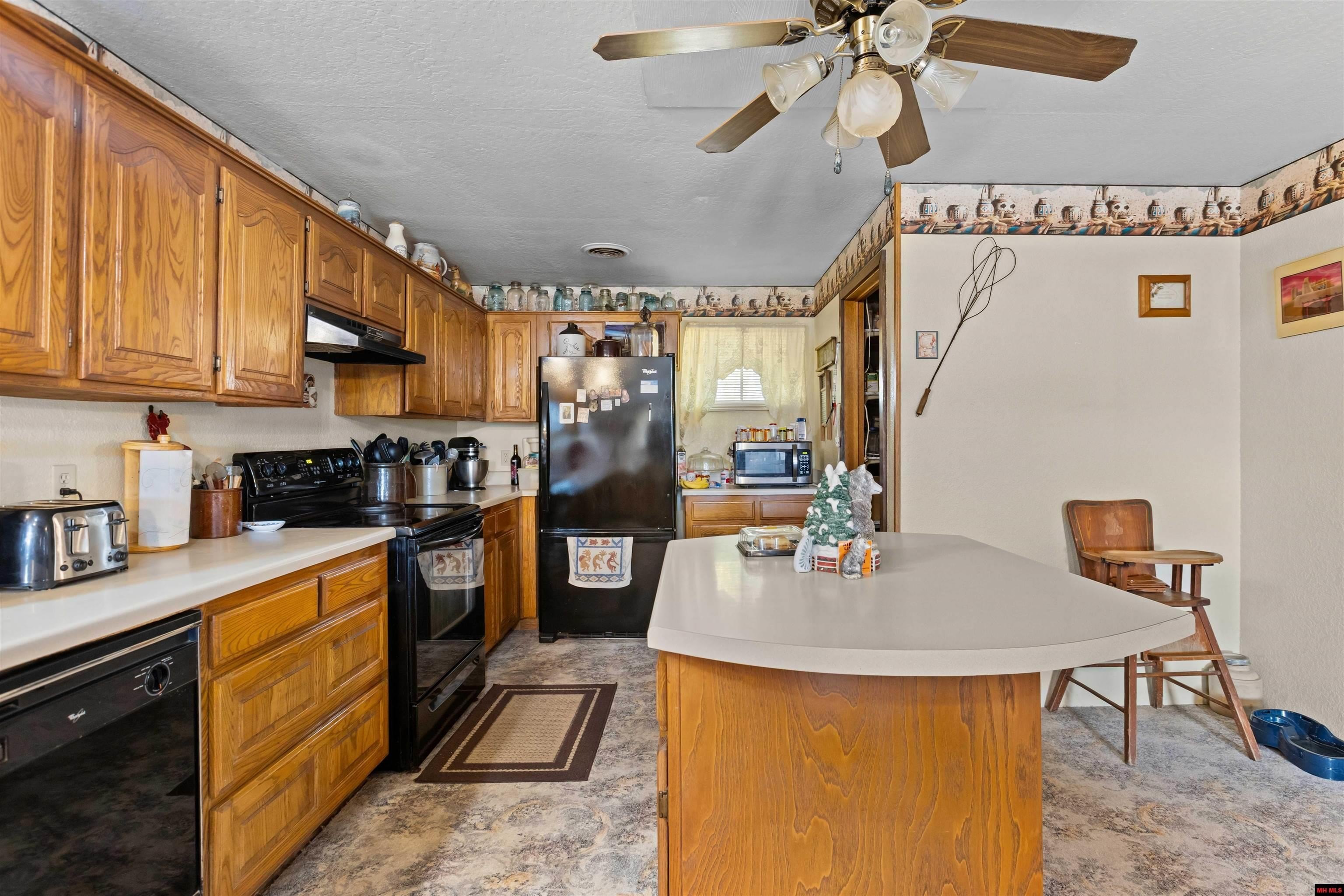 Theodosia, Missouri, 65761, United States, 3 Bedrooms Bedrooms, ,2 BathroomsBathrooms,Residential,For Sale,1986107