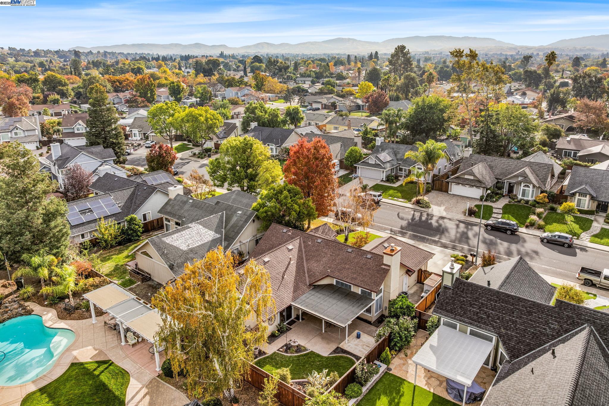 Livermore, California, 94551, United States, 3 Bedrooms Bedrooms, ,2 BathroomsBathrooms,Residential,For Sale,1991919