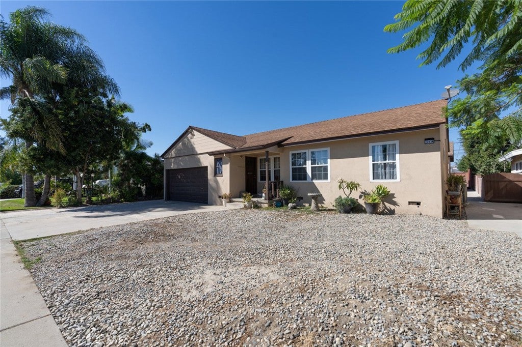 Fullerton, California, 92833, United States, 6 Bedrooms Bedrooms, ,4 BathroomsBathrooms,Residential,For Sale,1979244