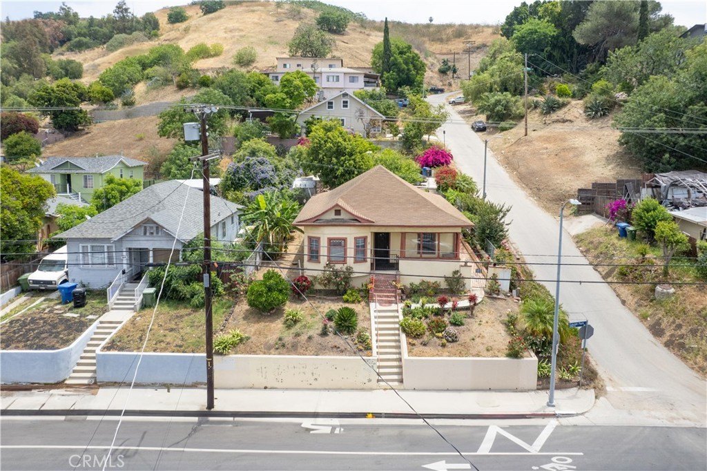 Los Angeles, California, 90031, United States, 3 Bedrooms Bedrooms, ,1 BathroomBathrooms,Residential,For Sale,1990461