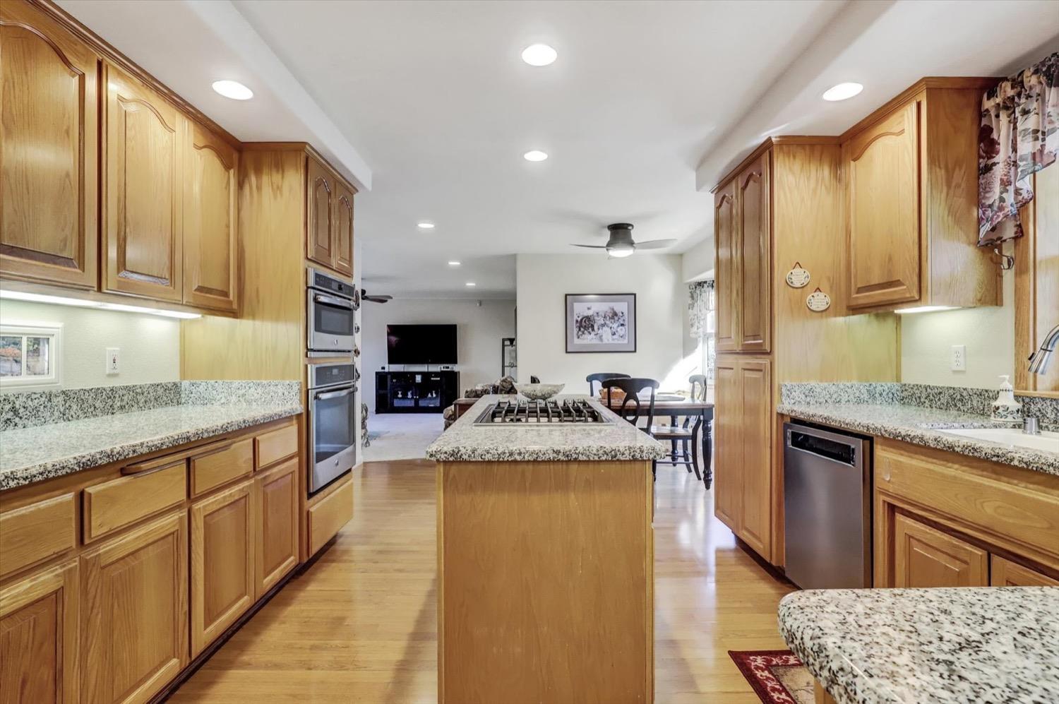 Grass Valley, California, 95949, United States, 3 Bedrooms Bedrooms, ,3 BathroomsBathrooms,Residential,For Sale,1840908