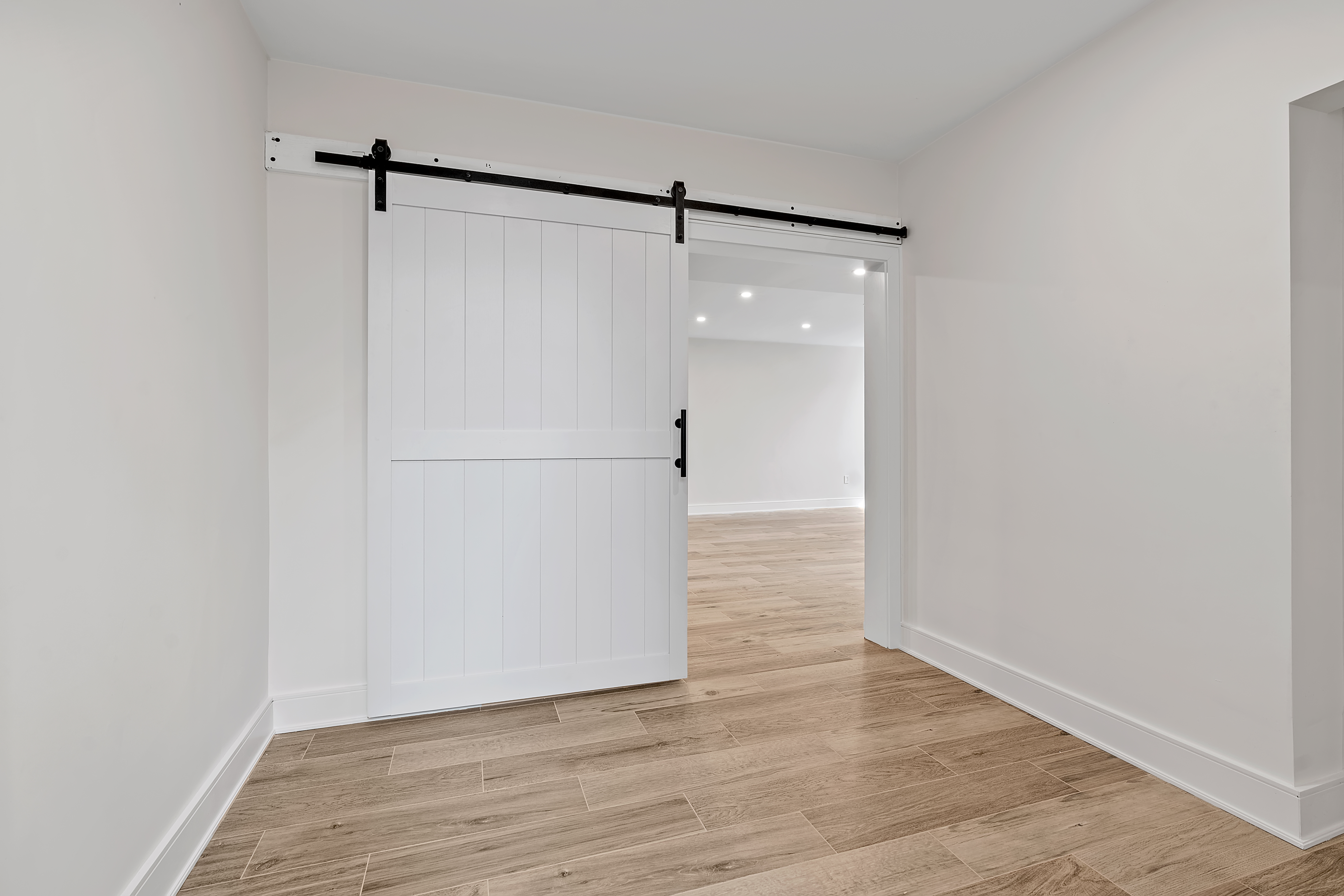  5 Colonial Road, Needham, MA, 02492 - 物件實景