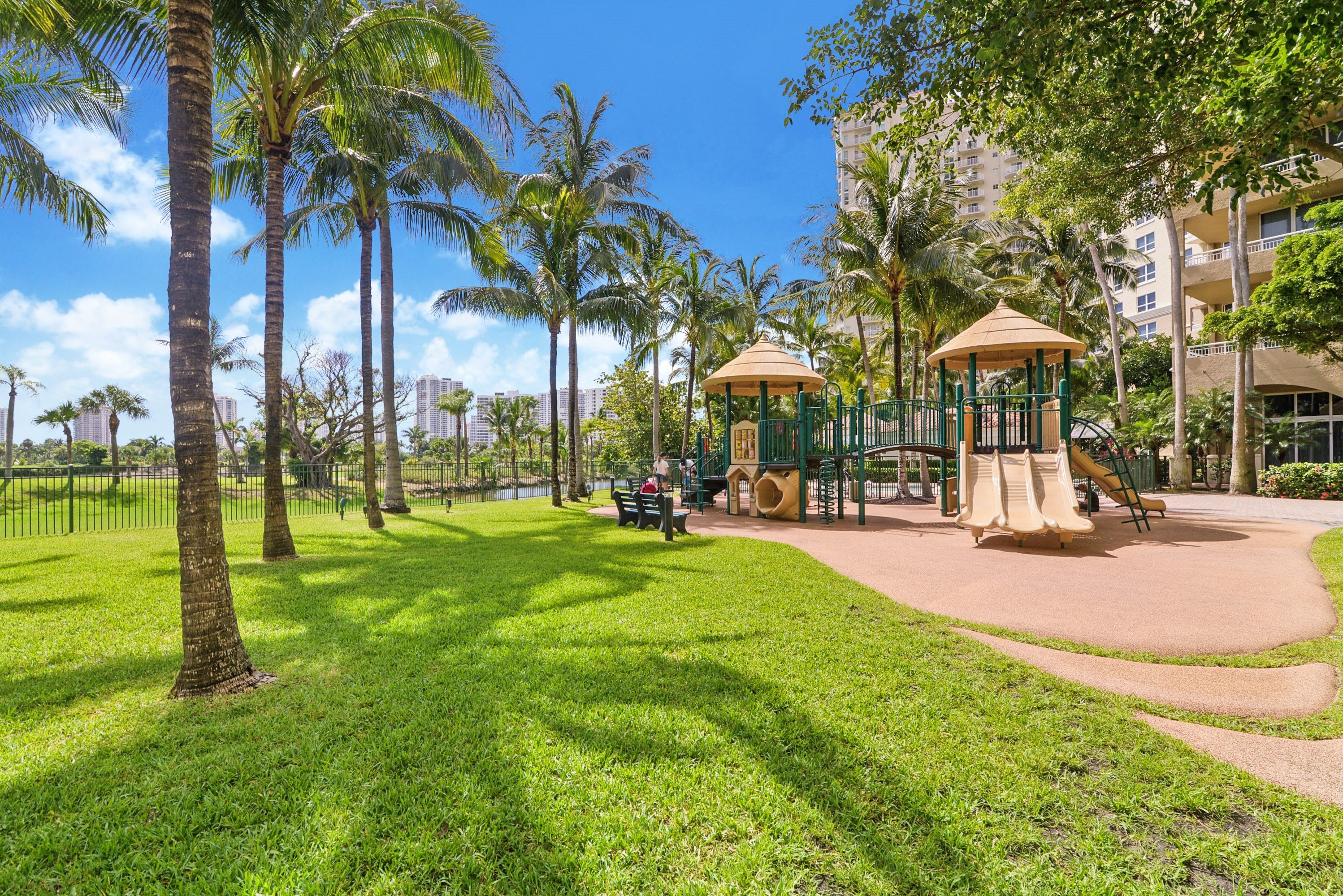  19501 W Country Club Dr, Aventura, FL, 33180 - 物件實景