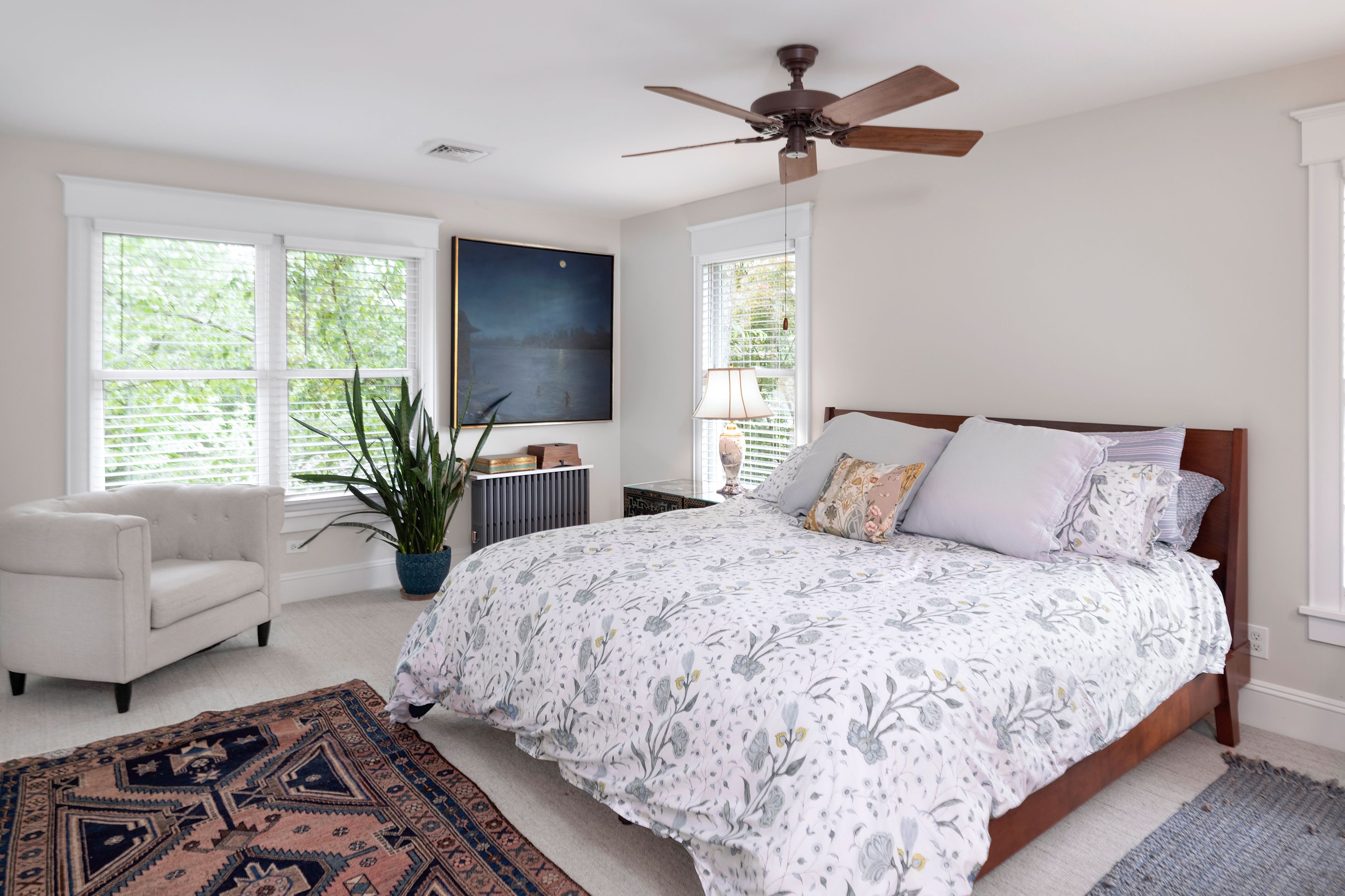  Classic Hopewell Borough Home with Wraparound Porch on Coveted Prospect Street - 物件實景