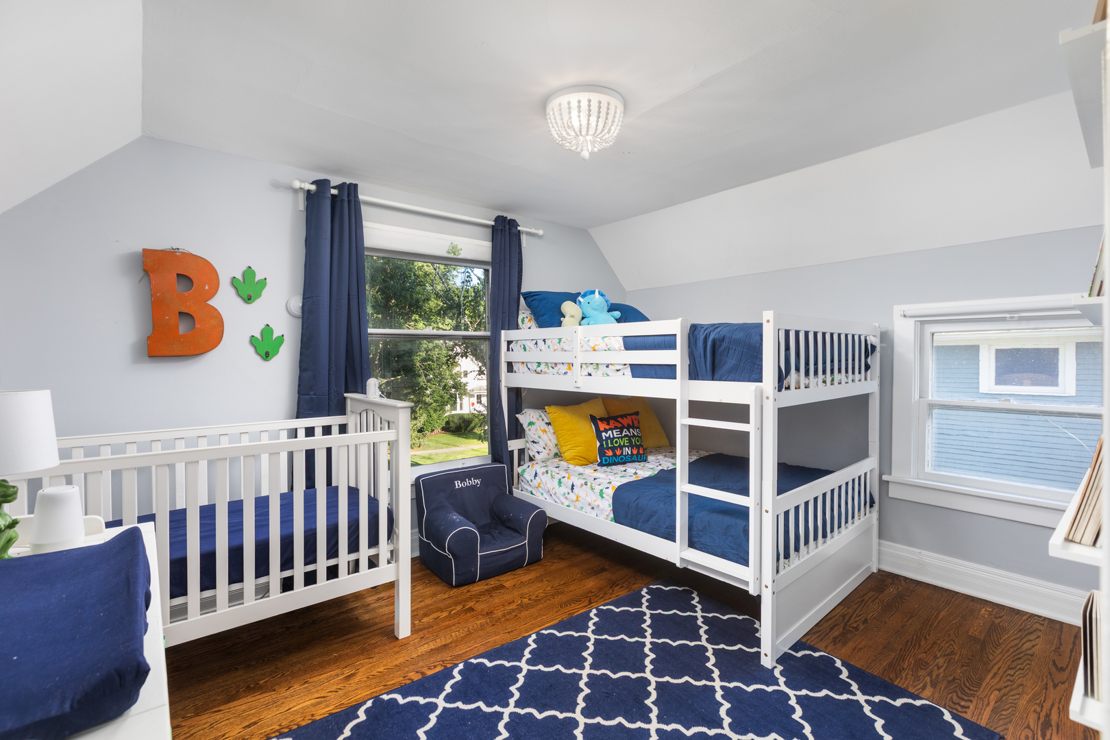 Naperville, Illinois, 60540, United States, 4 Bedrooms Bedrooms, ,3 BathroomsBathrooms,Residential,For Sale,1989489