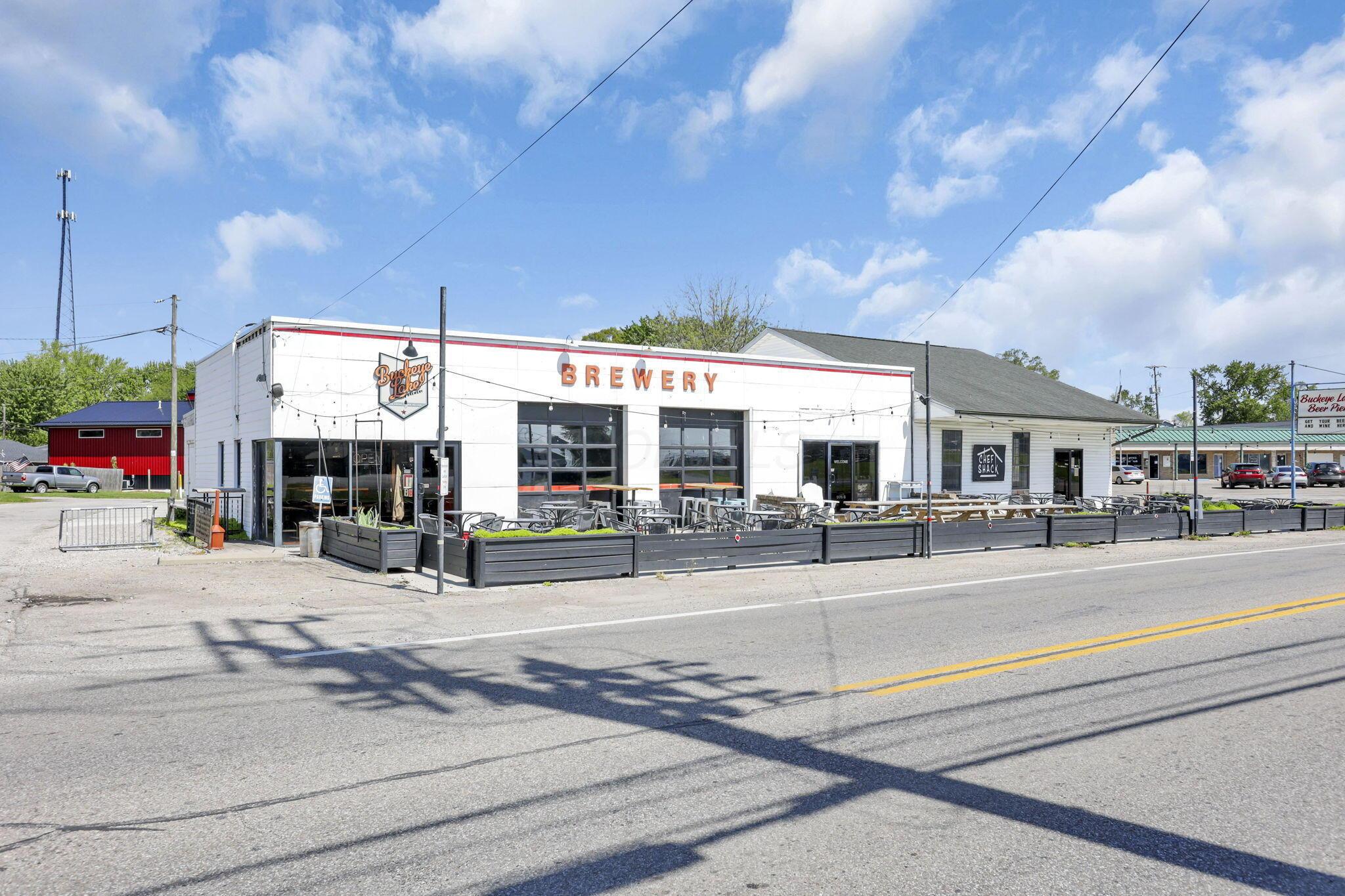 Buckeye Lake, Ohio, 43008, United States, 3 Bedrooms Bedrooms, ,3 BathroomsBathrooms,Residential,For Sale,1975089