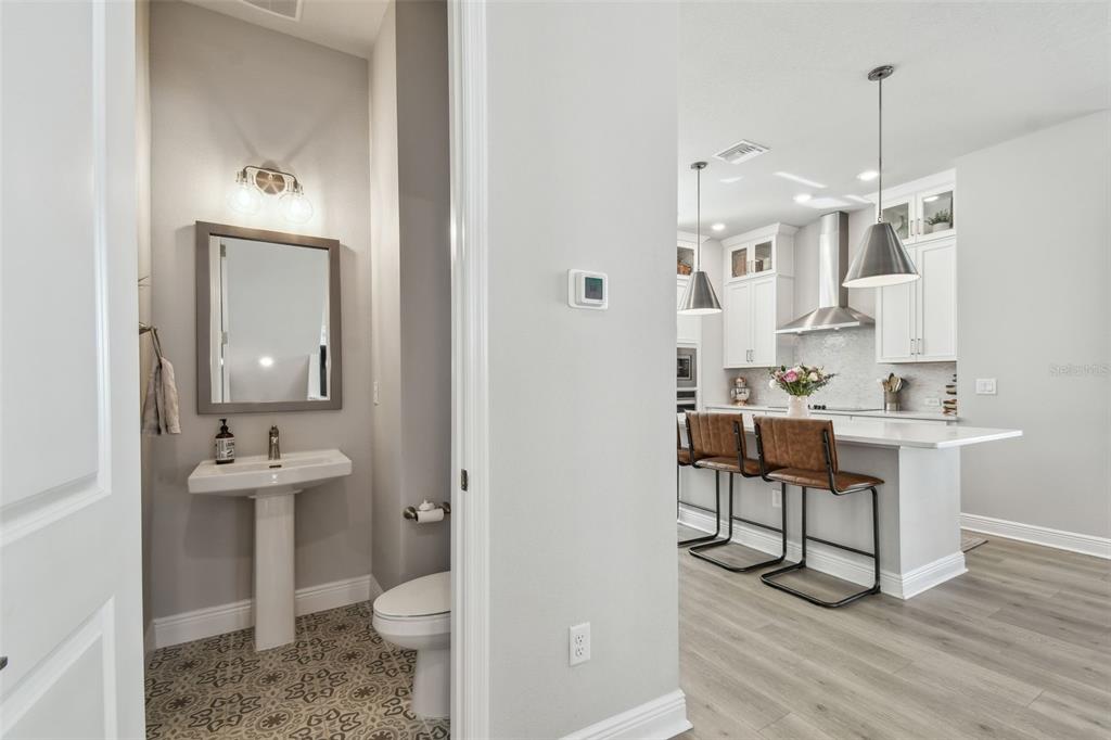 Sarasota, Florida, 34237, United States, 3 Bedrooms Bedrooms, ,4 BathroomsBathrooms,Residential,For Sale,1862311