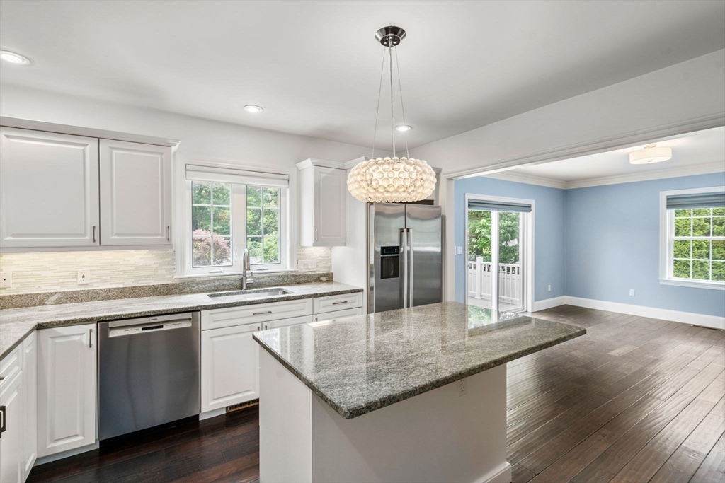 Natick, Massachusetts, 01760, United States, 3 Bedrooms Bedrooms, ,3 BathroomsBathrooms,Residential,For Sale,1941867