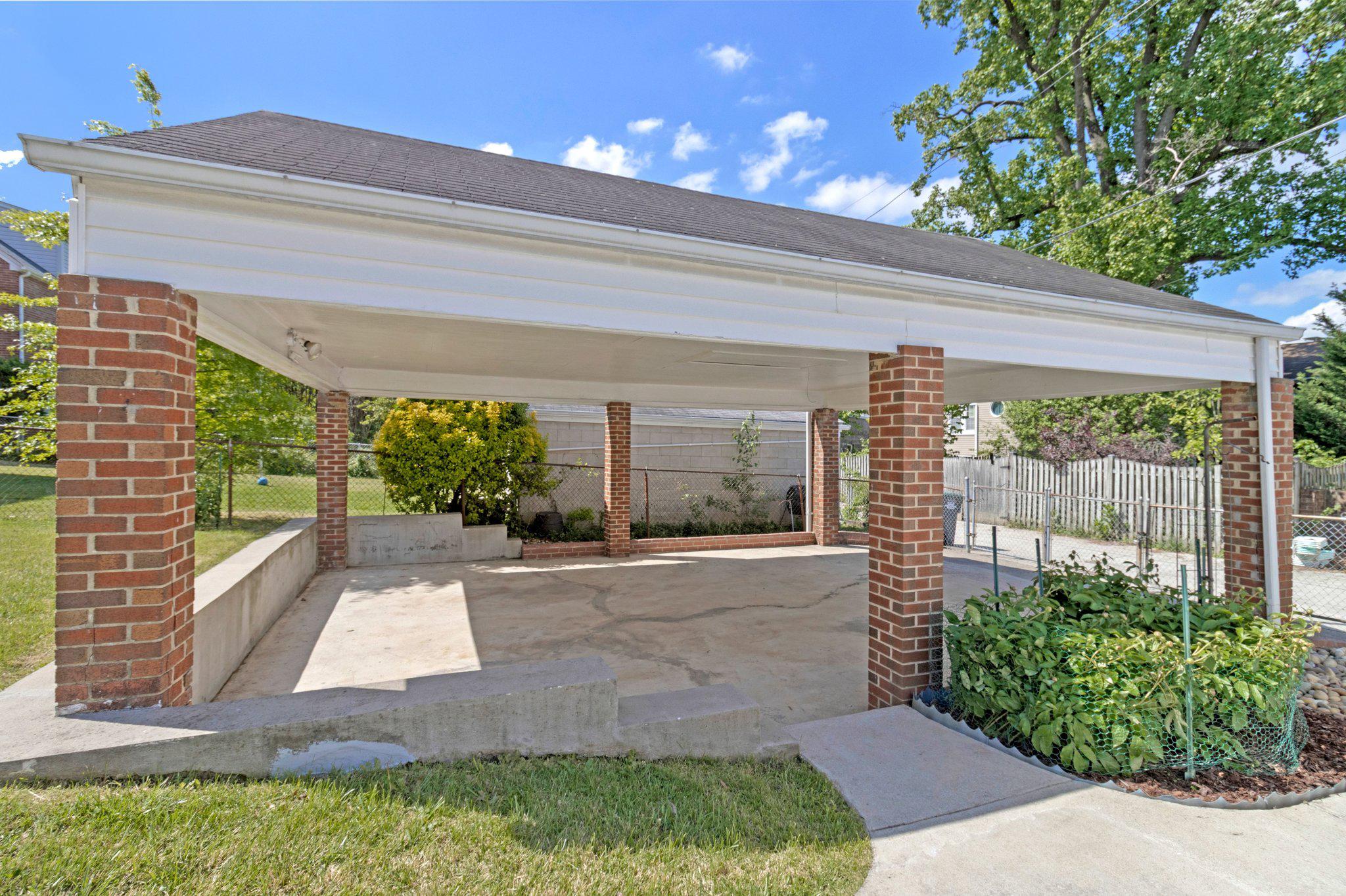  6424 2nd Place NW, Washington, DC, 20012 - 物件實景