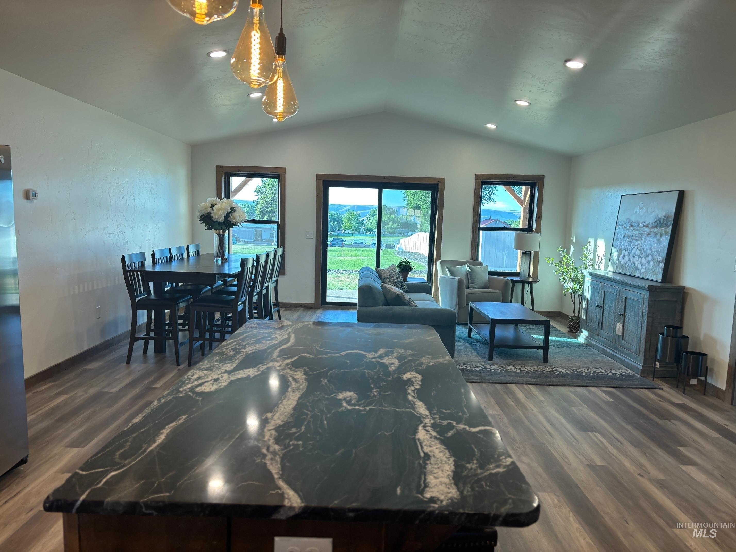 Lewiston, Idaho, 83501, United States, 3 Bedrooms Bedrooms, ,3 BathroomsBathrooms,Residential,For Sale,1983670