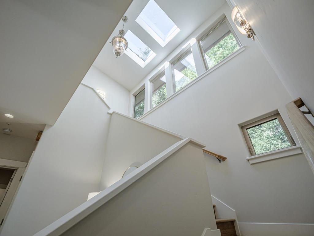 Scotts Valley, California, 95066, United States, 3 Bedrooms Bedrooms, ,3 BathroomsBathrooms,Residential,For Sale,1974309