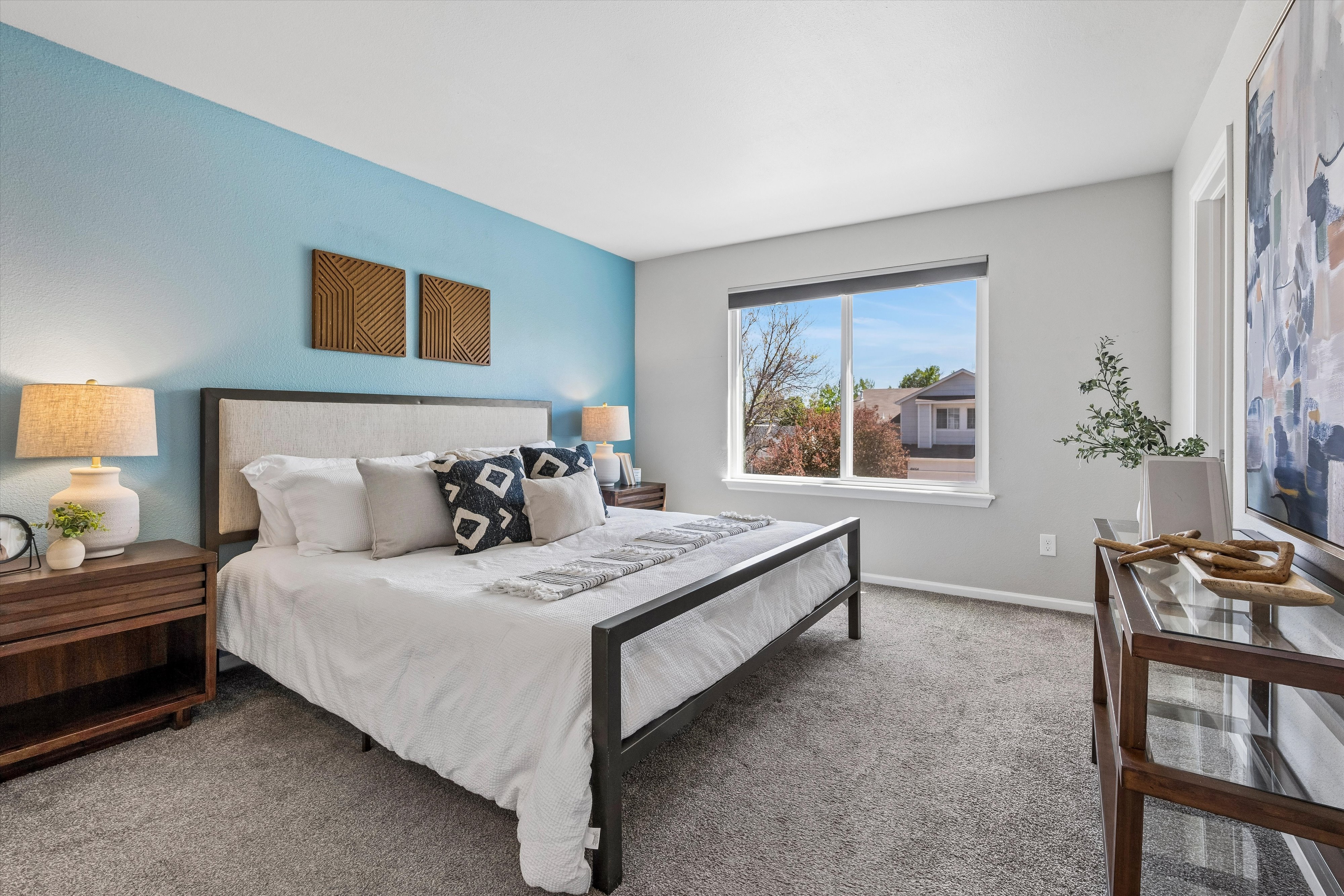  Discover effortless elegance in this stylishly updated home - 物件實景