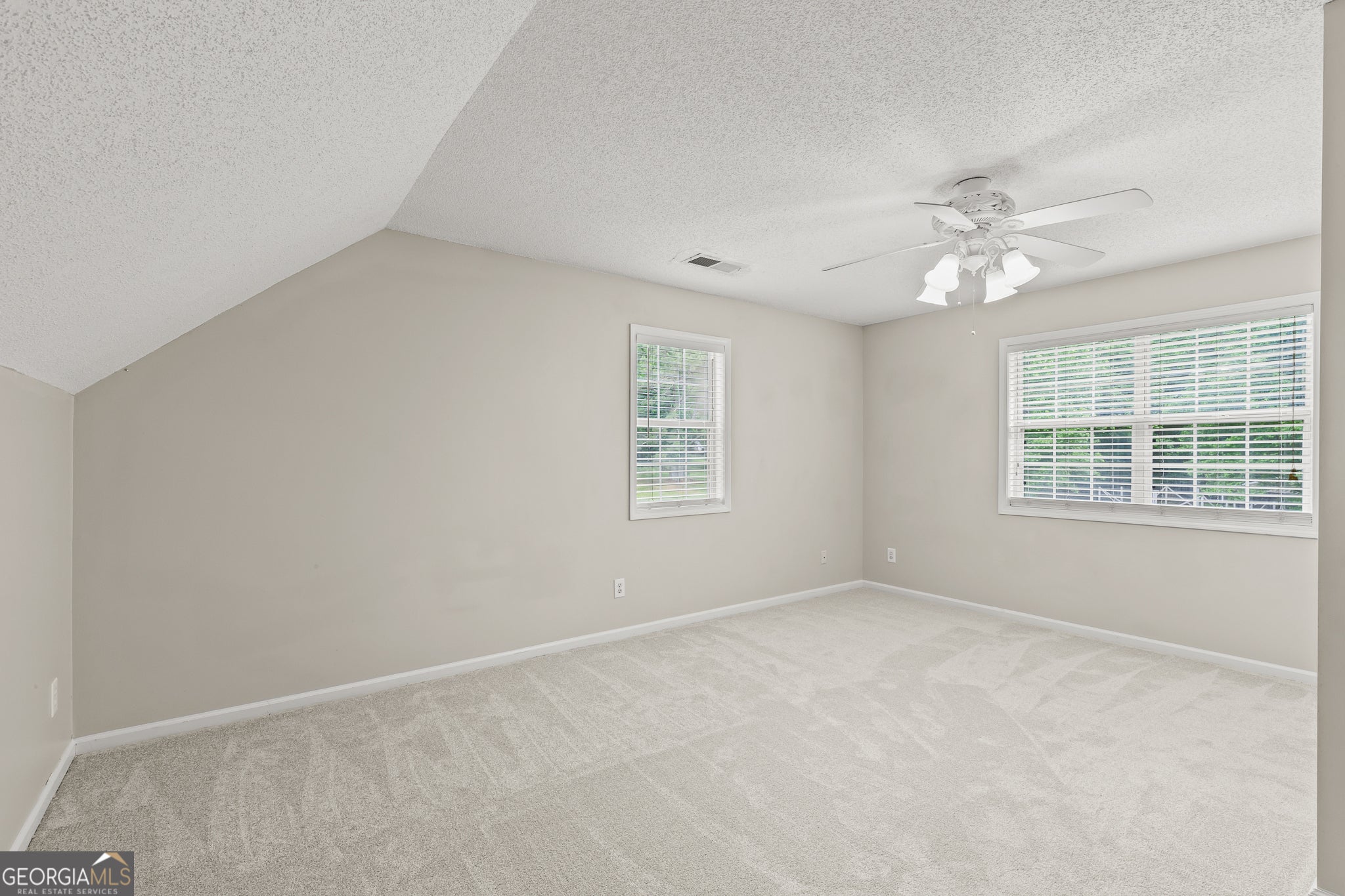 Tyrone, Georgia, 30290, United States, 3 Bedrooms Bedrooms, ,4 BathroomsBathrooms,Residential,For Sale,1931244