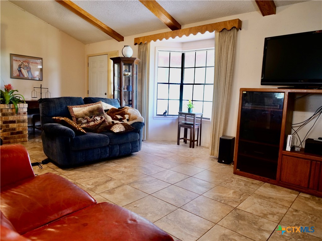 4410 FM 1115, Flatonia, Texas, 78959, United States, 3 Bedrooms Bedrooms, ,2 BathroomsBathrooms,Residential,For Sale,4410 FM 1115,1622002