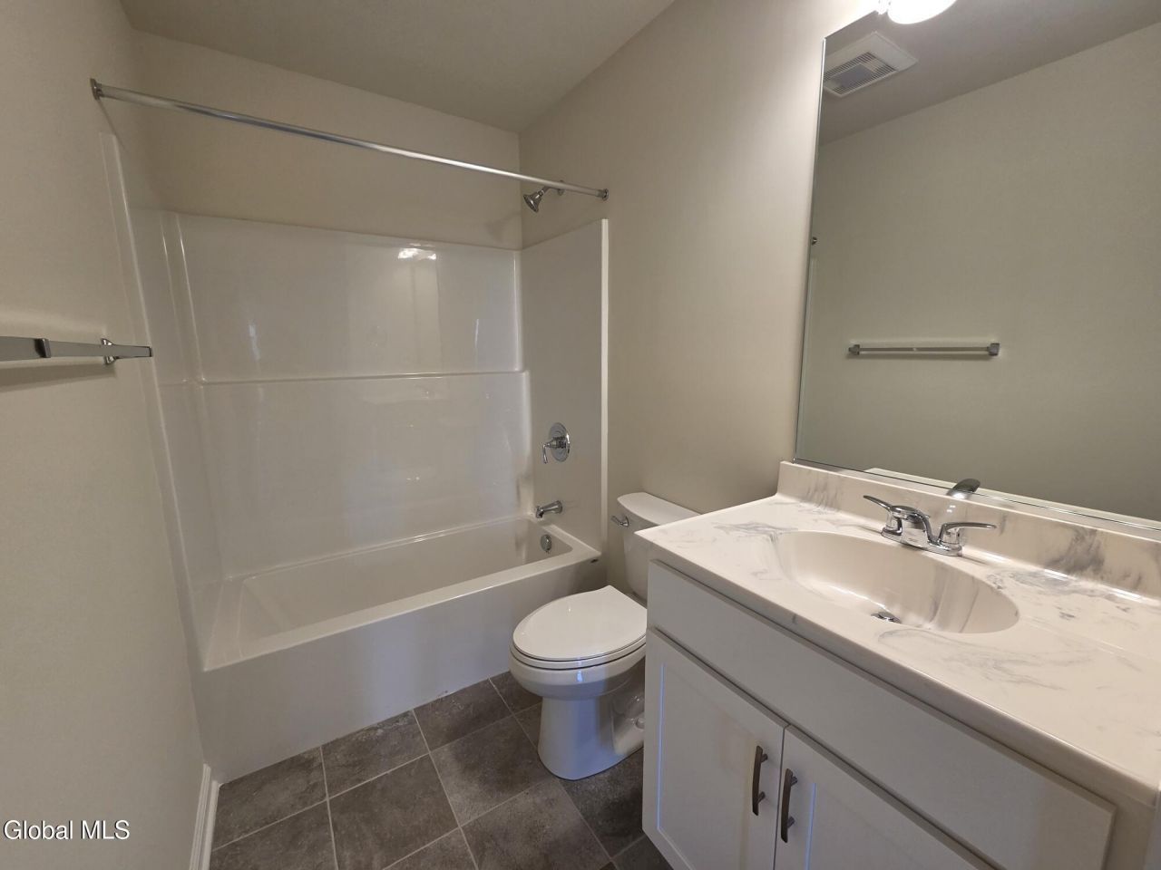 Mechanicville, New York, 12118, United States, 3 Bedrooms Bedrooms, ,3 BathroomsBathrooms,Residential,For Sale,1908351