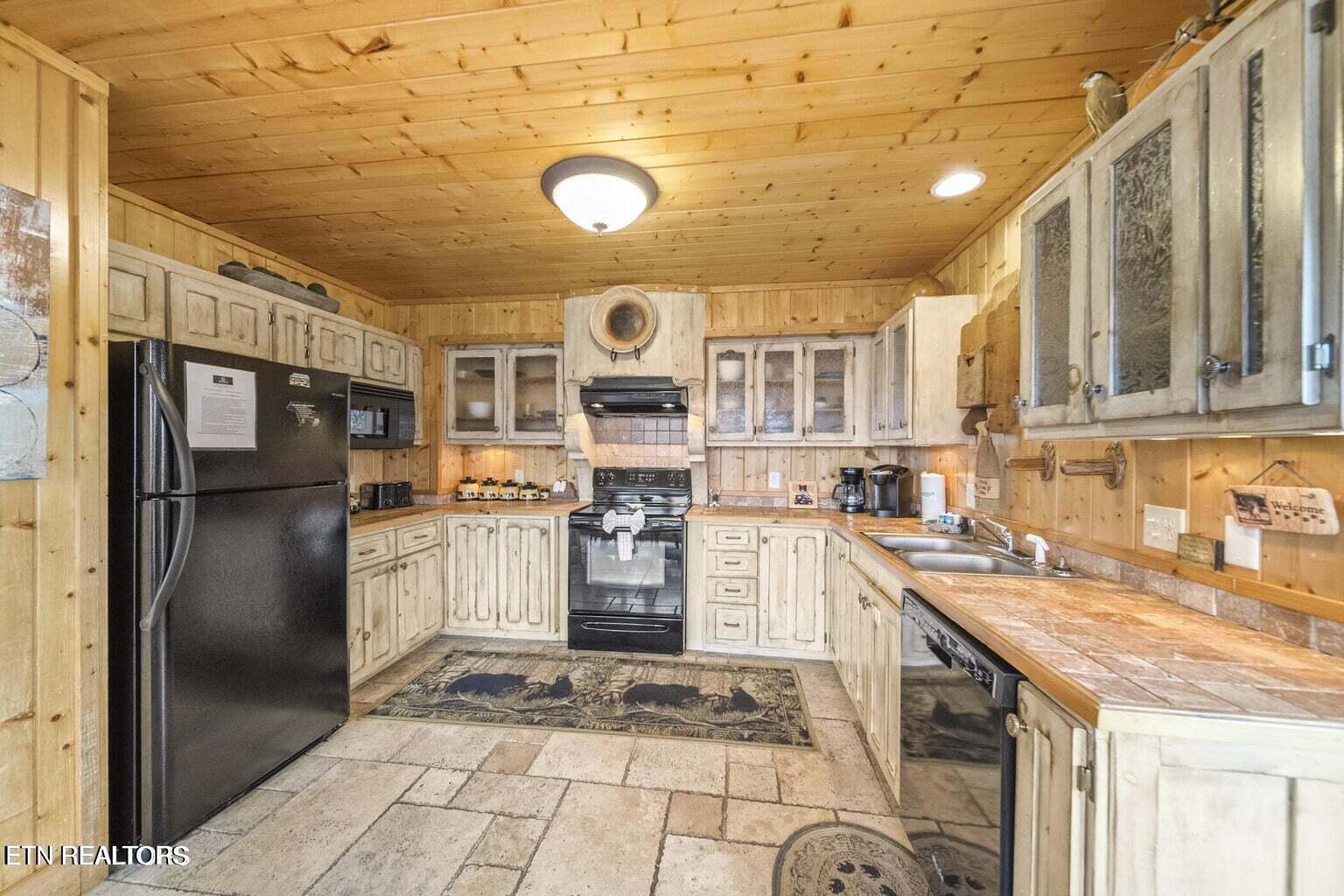 922 Scenic Tr, Gatlinburg, Tennessee, 37738, United States, 3 Bedrooms Bedrooms, ,3 BathroomsBathrooms,Residential,For Sale,922 Scenic Tr,1483117
