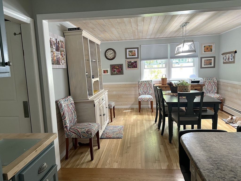 Windham, New Hampshire, 03087, United States, 3 Bedrooms Bedrooms, ,2 BathroomsBathrooms,Residential,For Sale,1939744