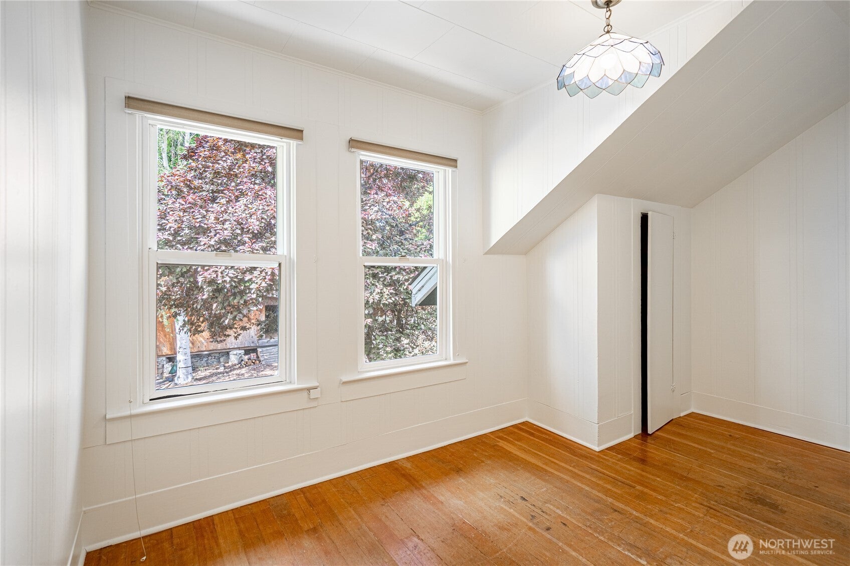 Manson, Washington, 98831, United States, 4 Bedrooms Bedrooms, ,1 BathroomBathrooms,Residential,For Sale,1821067