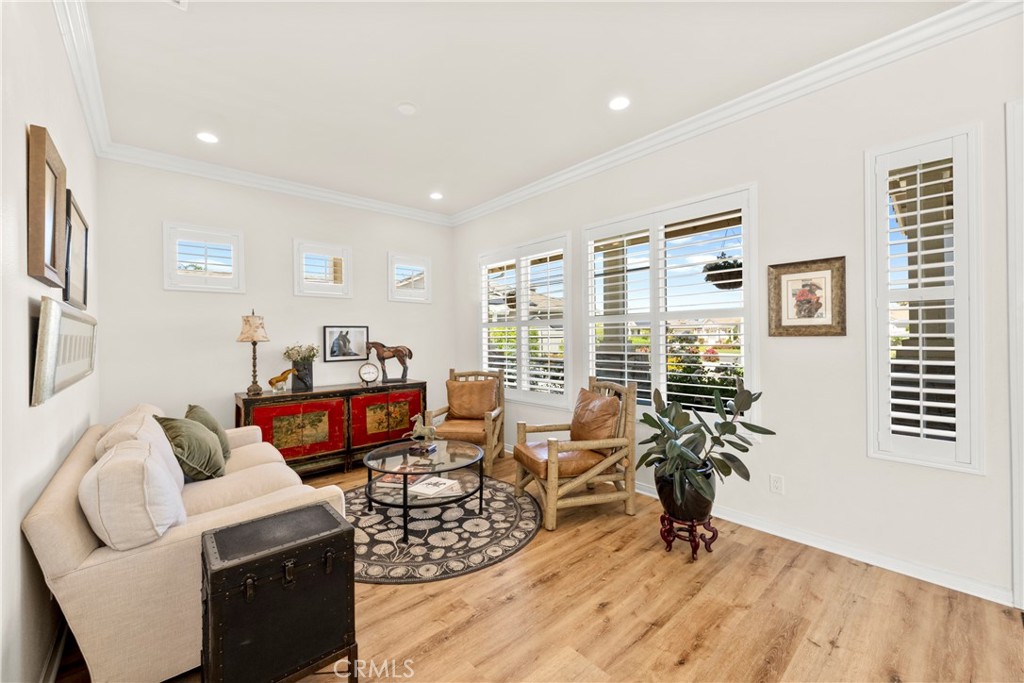 Murrieta, California, 92562, United States, 5 Bedrooms Bedrooms, ,3 BathroomsBathrooms,Residential,For Sale,1837849