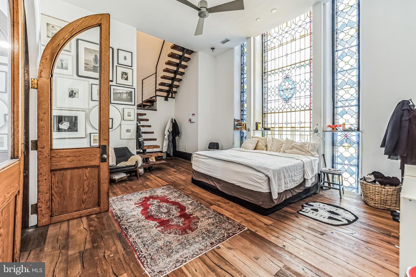 1345 E Susquehanna Avenue, Philadelphia, Pennsylvania, 19125, United States, 4 Bedrooms Bedrooms, ,6 BathroomsBathrooms,Residential,For Sale,1345 E Susquehanna Avenue,1613151