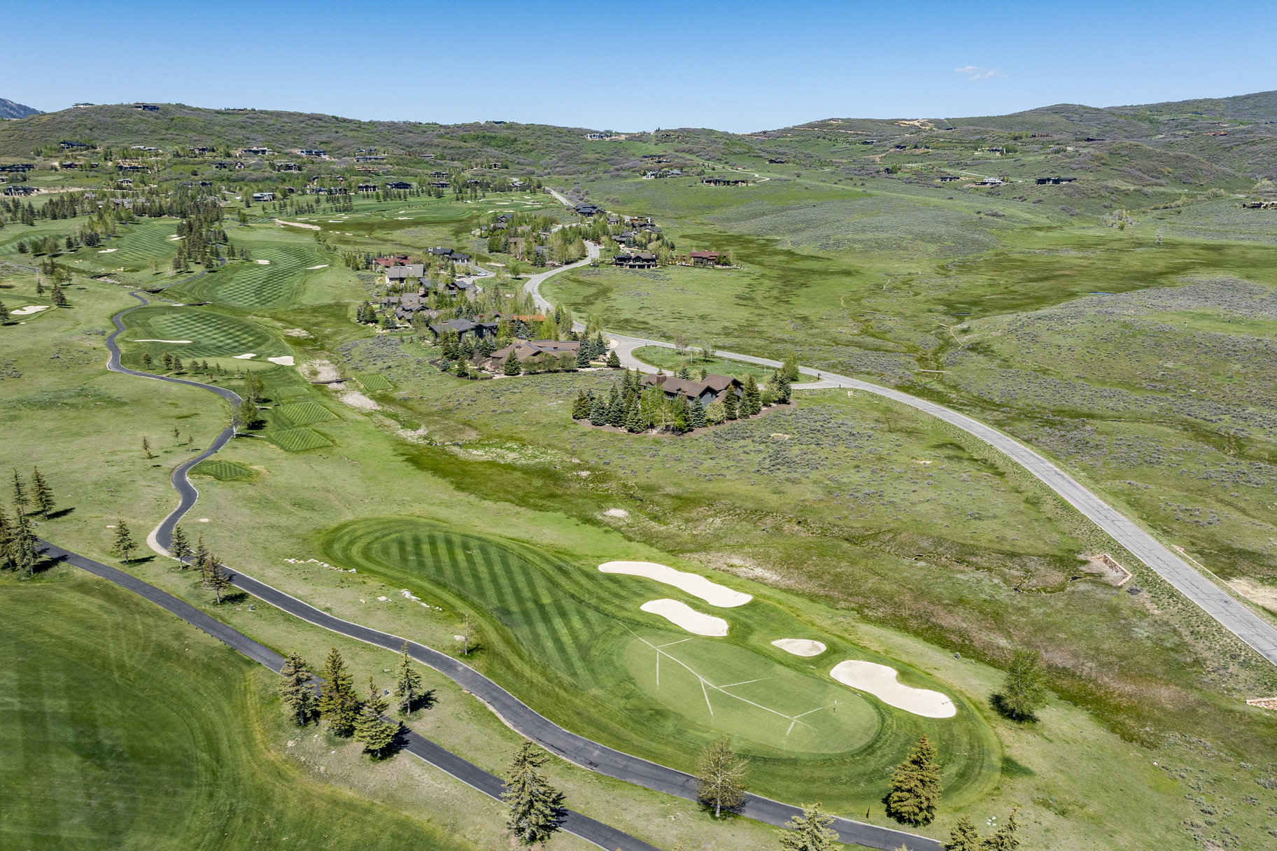  South-facing, Flat Lot on the 4th Green at Glenwild with Ski Resort Views - 物件實景