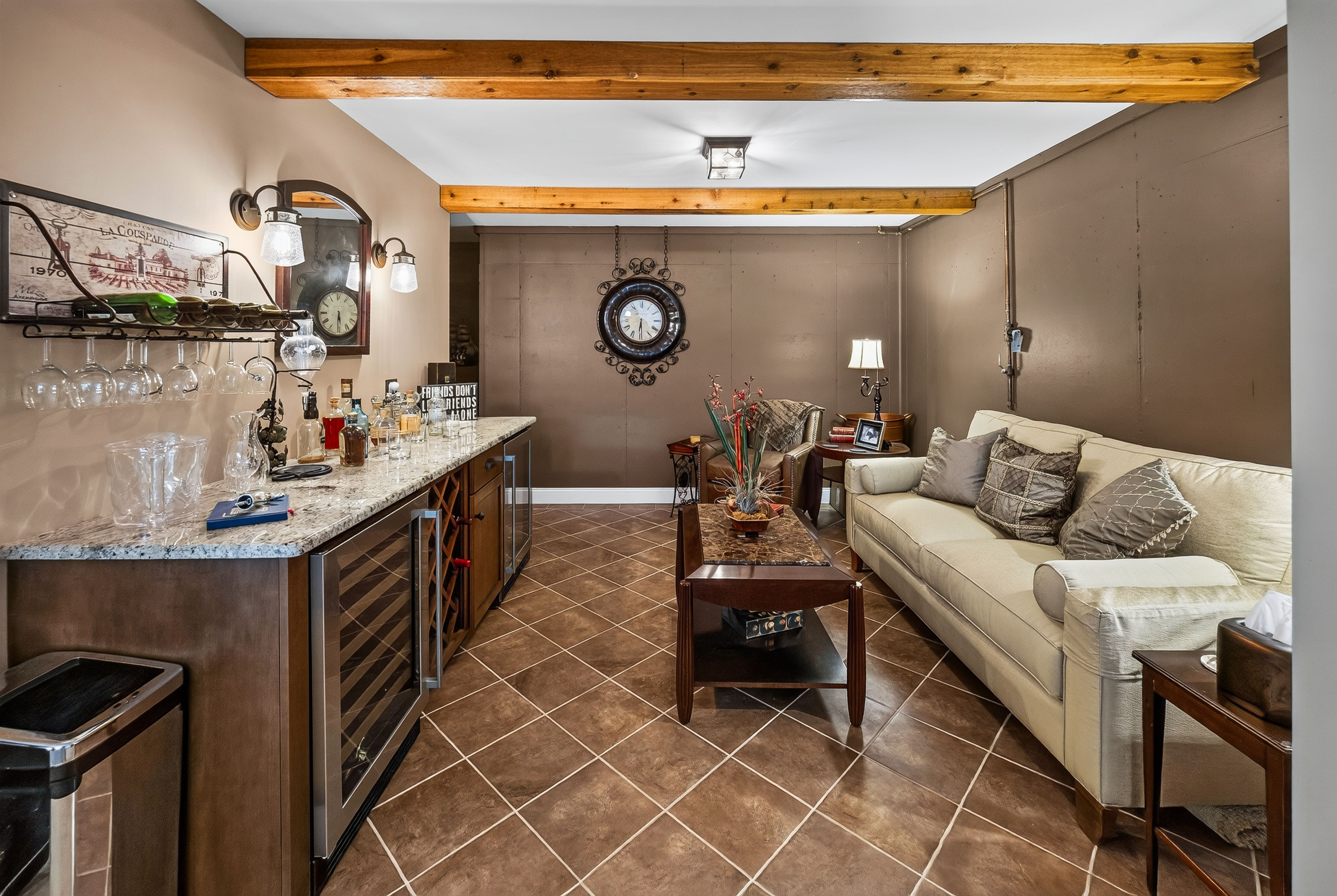  8821 Nubbin Ridge Road, Knoxville, TN 37923 - 物件實景