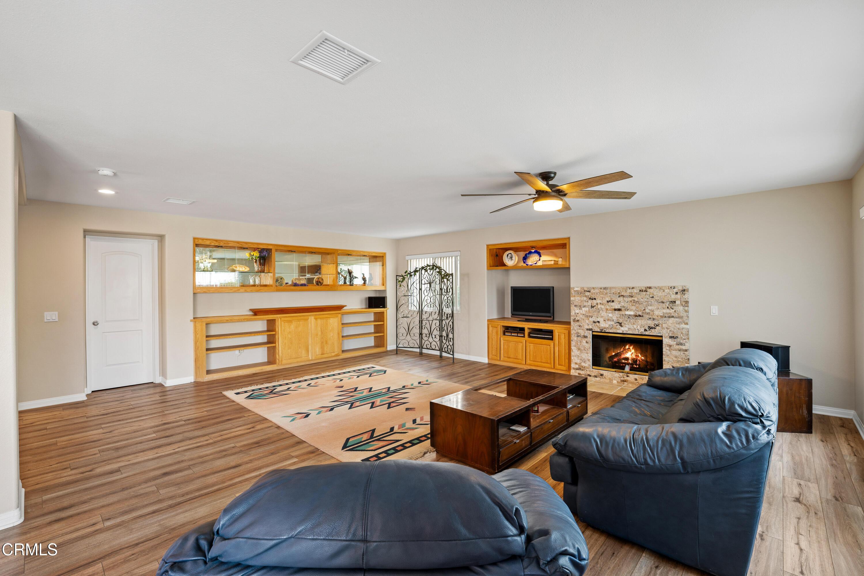 Castaic, California, 91384, United States, 4 Bedrooms Bedrooms, ,3 BathroomsBathrooms,Residential,For Sale,1801508
