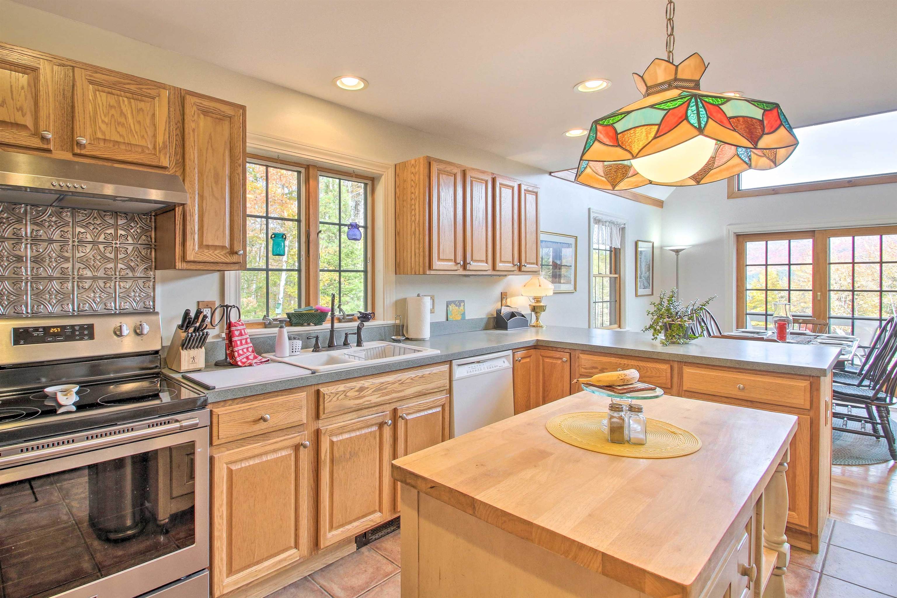 Easton, New Hampshire, 03580, United States, 3 Bedrooms Bedrooms, ,2 BathroomsBathrooms,Residential,For Sale,1846634