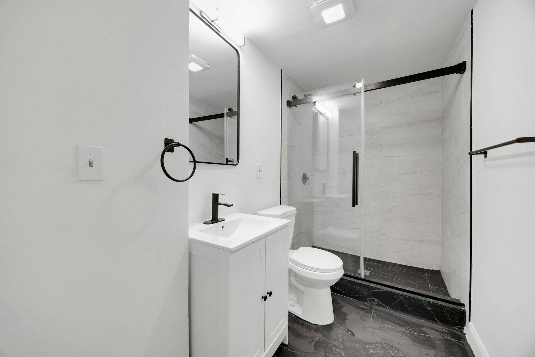  58-60 Ingraham Place, Newark, NJ 07108 - 物件實景