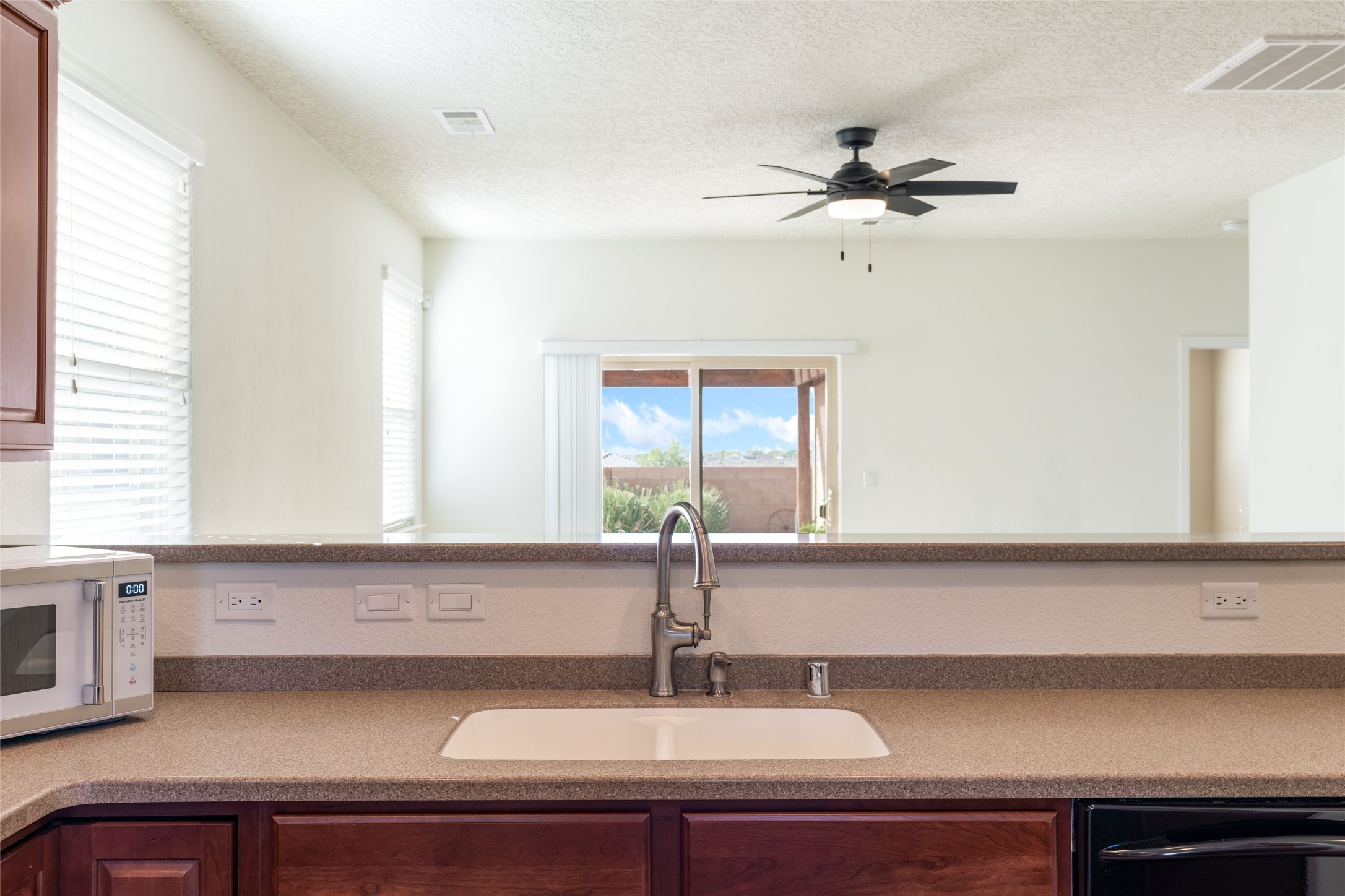  4010 Sierra Alta Ave NE - 物件實景
