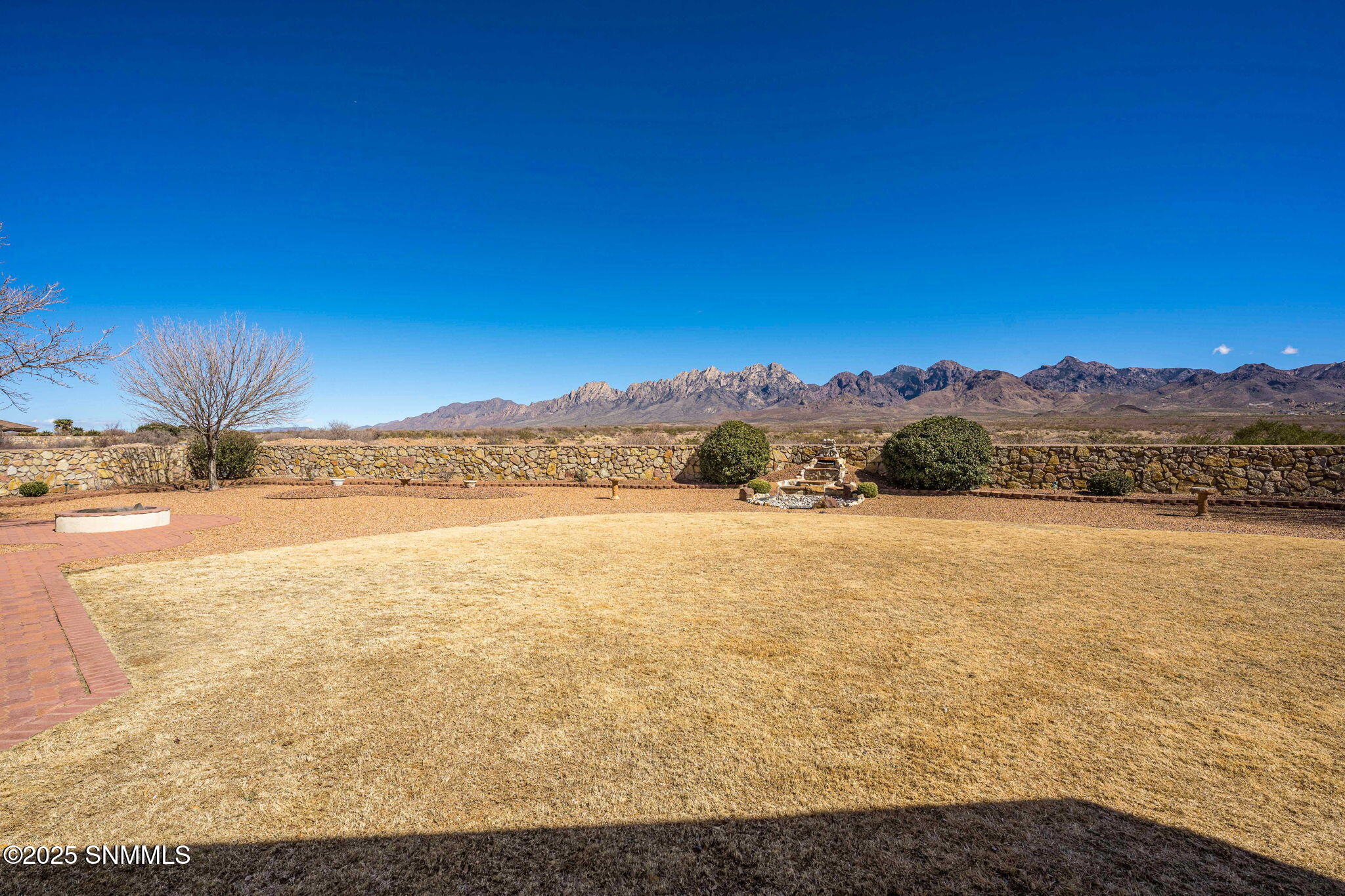 Las Cruces, New Mexico, 88011, United States, 4 Bedrooms Bedrooms, ,5 BathroomsBathrooms,Residential,For Sale,1709663