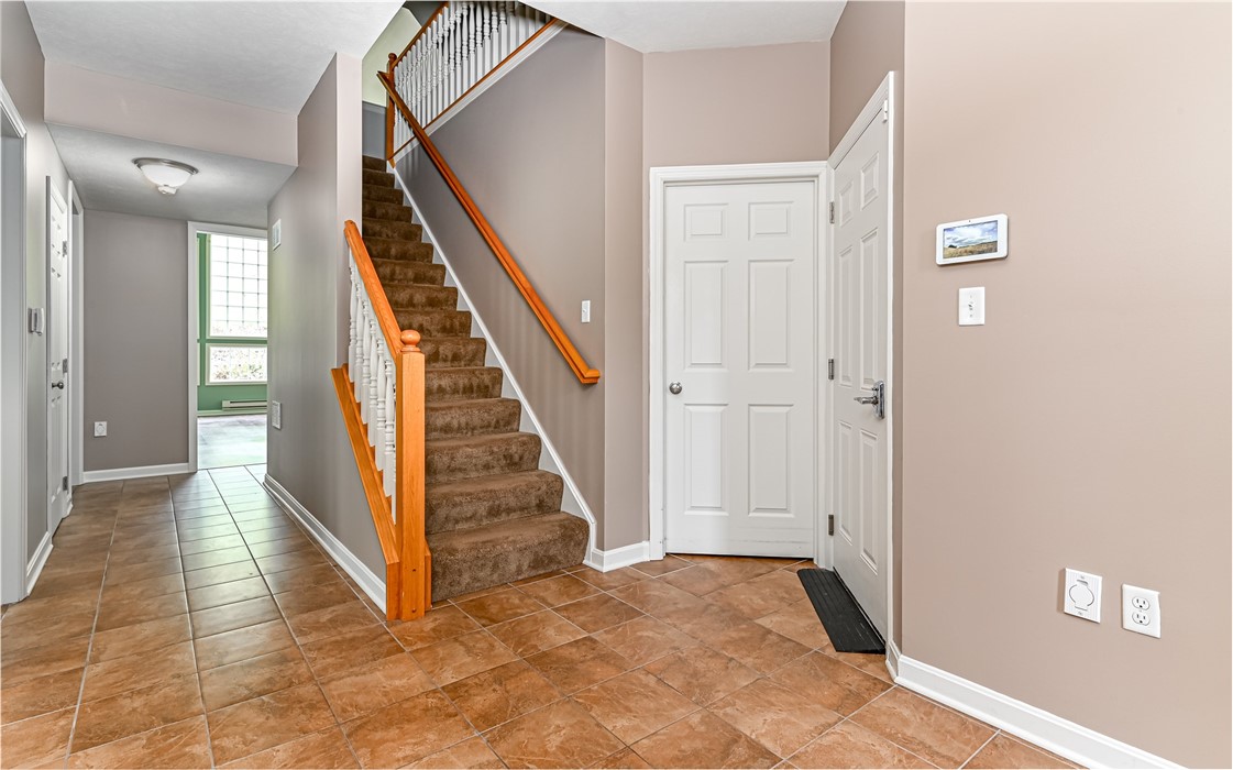 Richland, Pennsylvania, 15044, United States, 3 Bedrooms Bedrooms, ,3 BathroomsBathrooms,Residential,For Sale,1991819