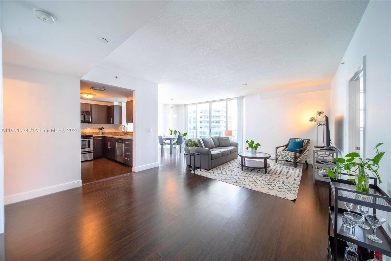 Miami, Florida, 33130, United States, 2 Bedrooms Bedrooms, ,2 BathroomsBathrooms,Residential,For Sale,1970069