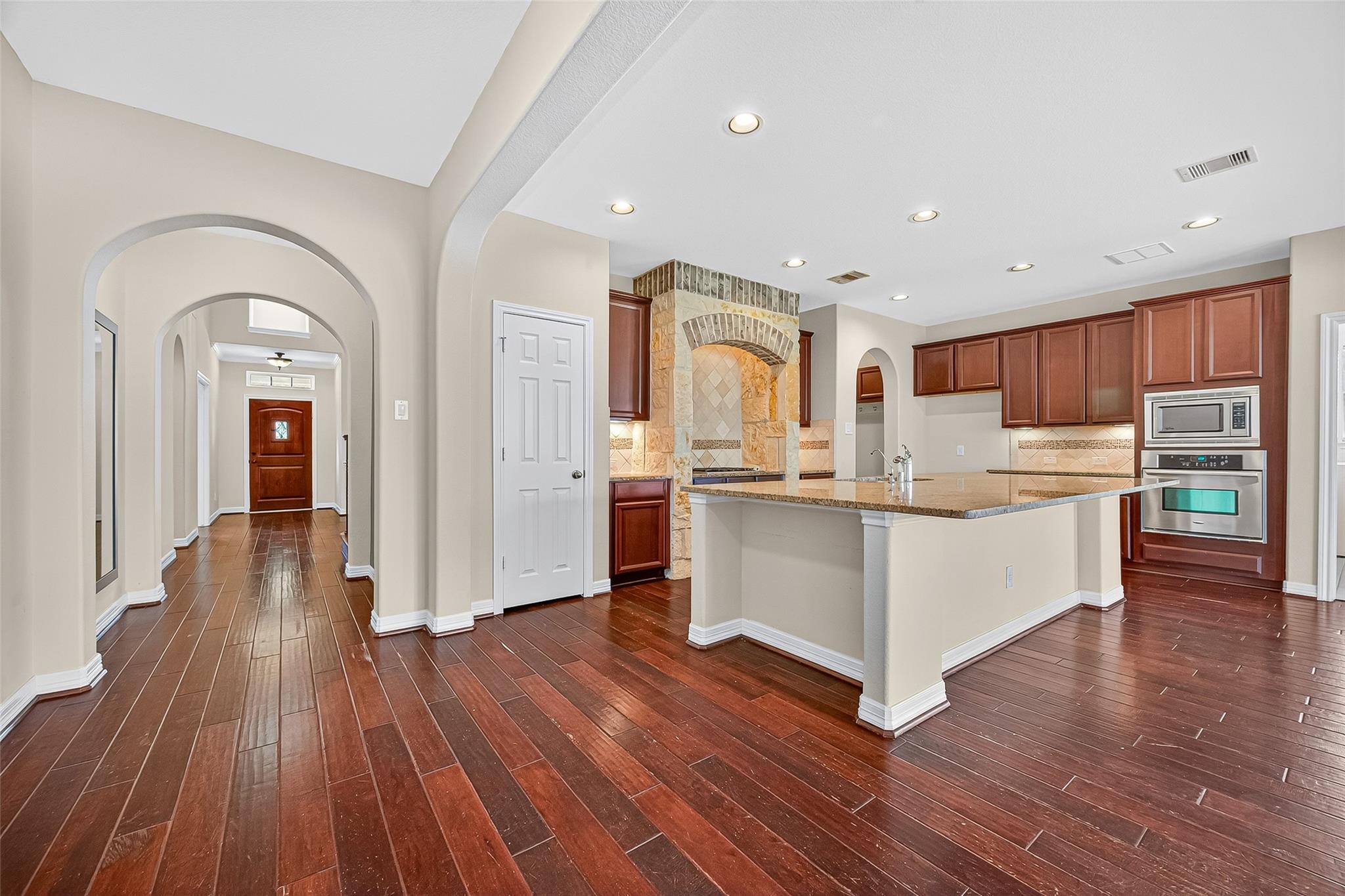 Missouri City, Texas, 77459, United States, 5 Bedrooms Bedrooms, ,4 BathroomsBathrooms,Residential,For Sale,1979192