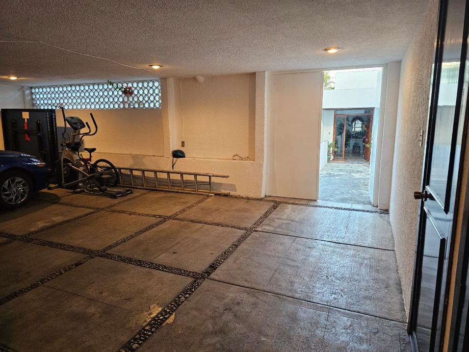 Coyoacán, Ciudad de México, 04310, Mexico, 4 Bedrooms Bedrooms, ,4 BathroomsBathrooms,Residential,For Sale,1692379
