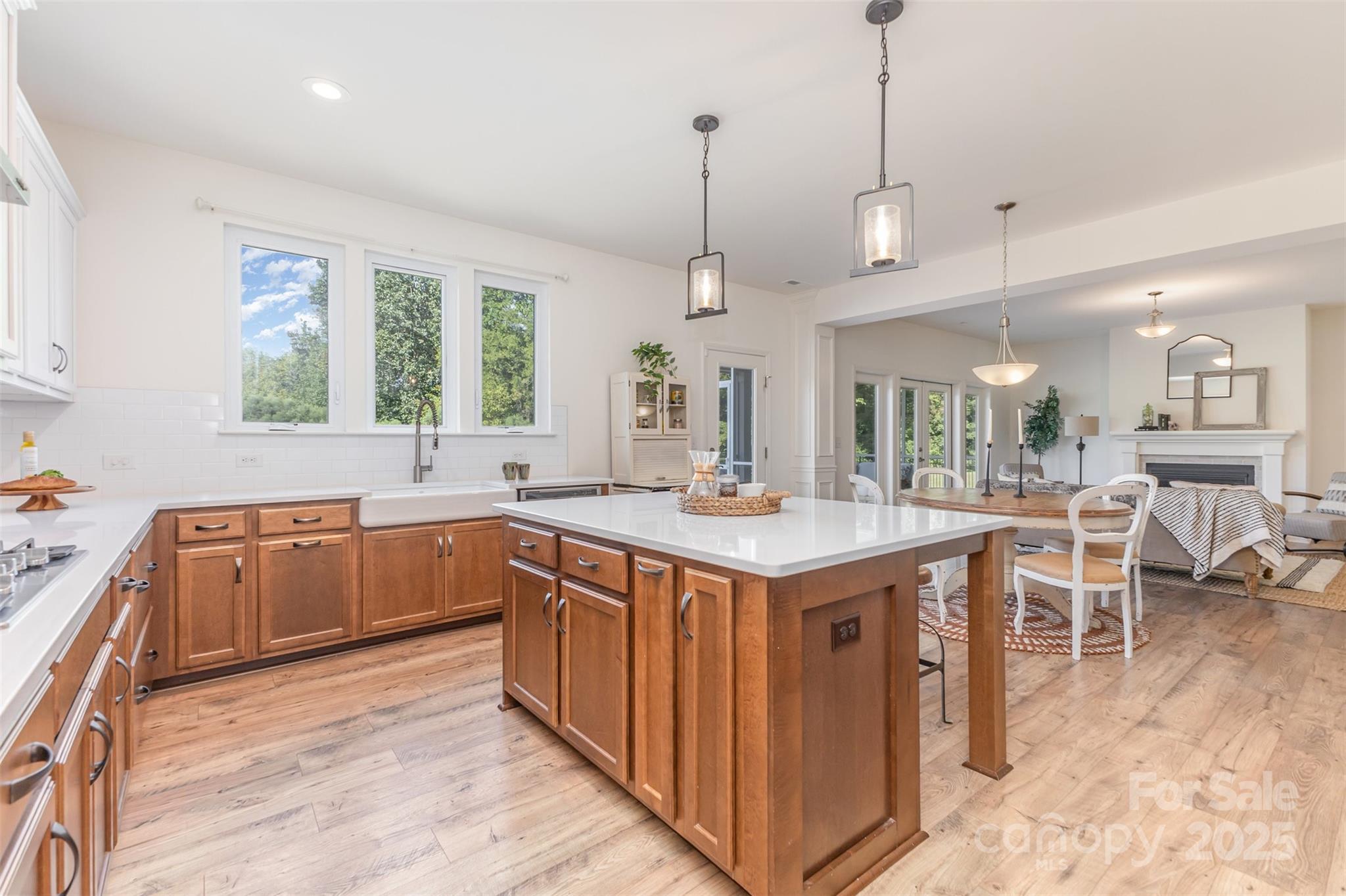 Waxhaw, North Carolina, 28173, United States, 5 Bedrooms Bedrooms, ,5 BathroomsBathrooms,Residential,For Sale,1940426