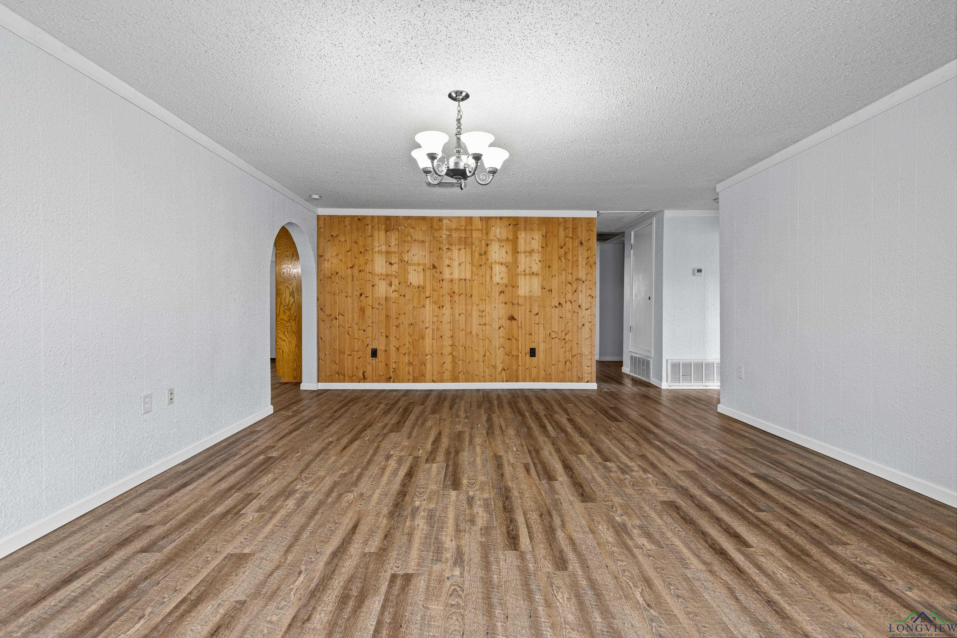 Tatum, Texas, 75691, United States, 3 Bedrooms Bedrooms, ,2 BathroomsBathrooms,Residential,For Sale,1933194