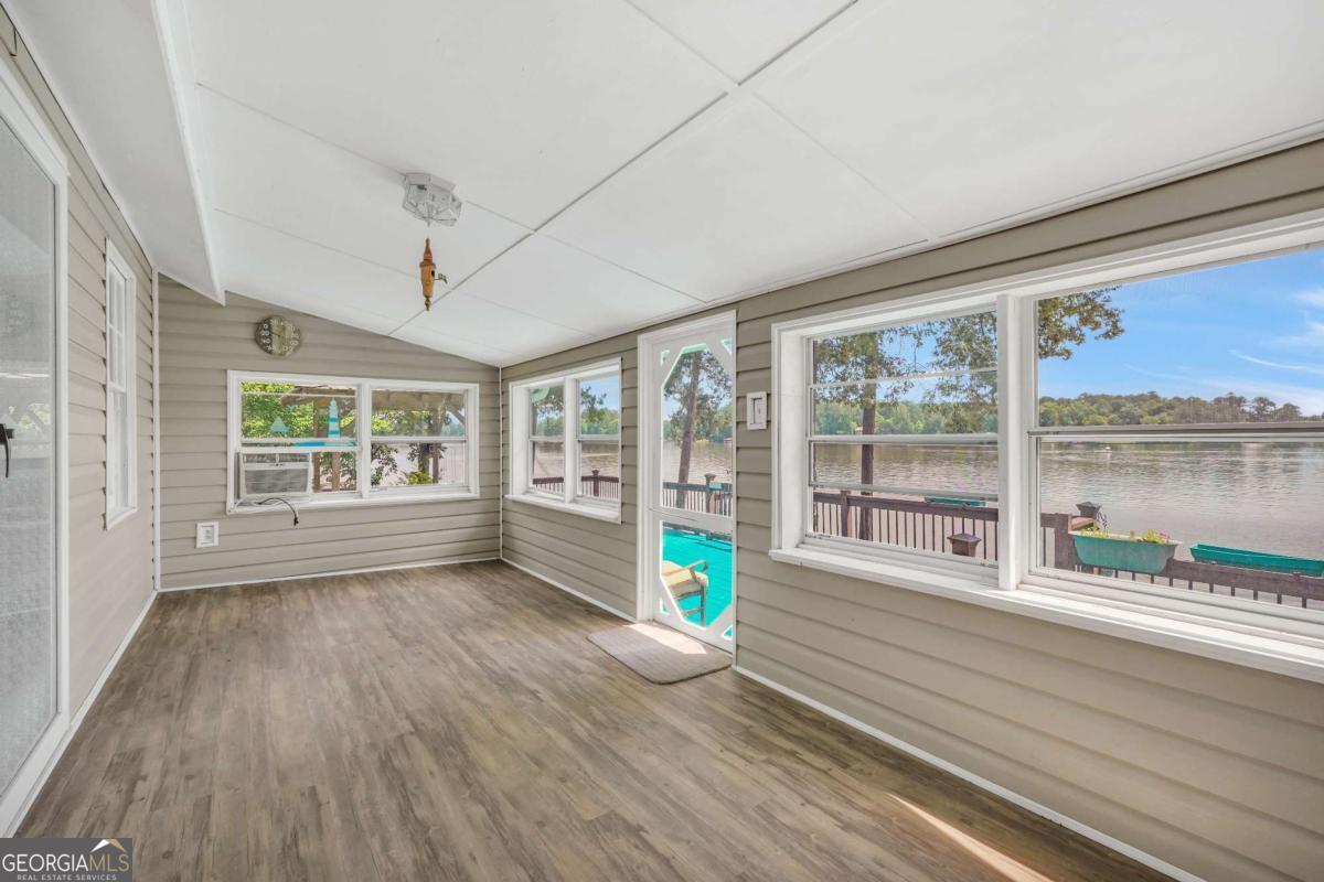 Jackson, Georgia, 30233, United States, 3 Bedrooms Bedrooms, ,2 BathroomsBathrooms,Residential,For Sale,1981672