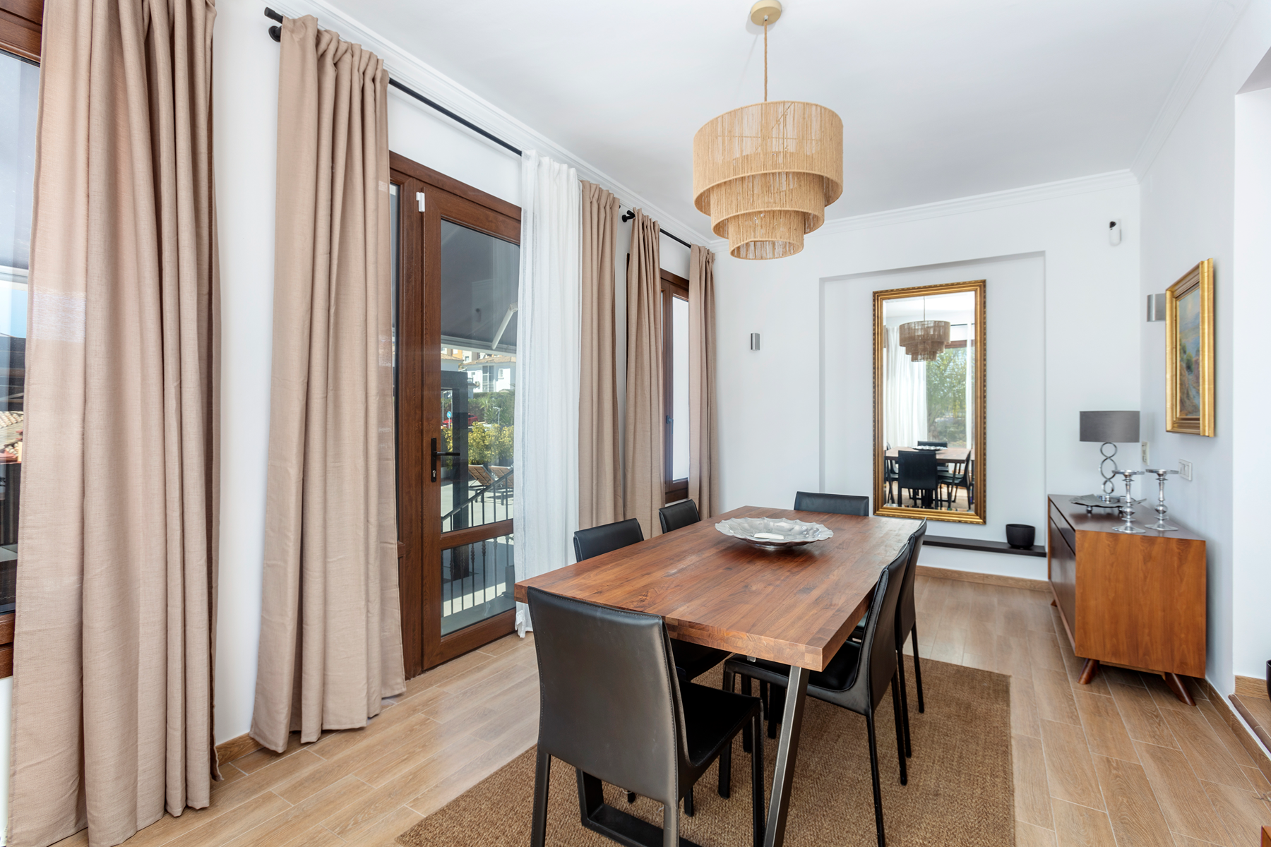  Fully renovated Andalusian style villa with panoramic sea and La Concha views - 物件實景