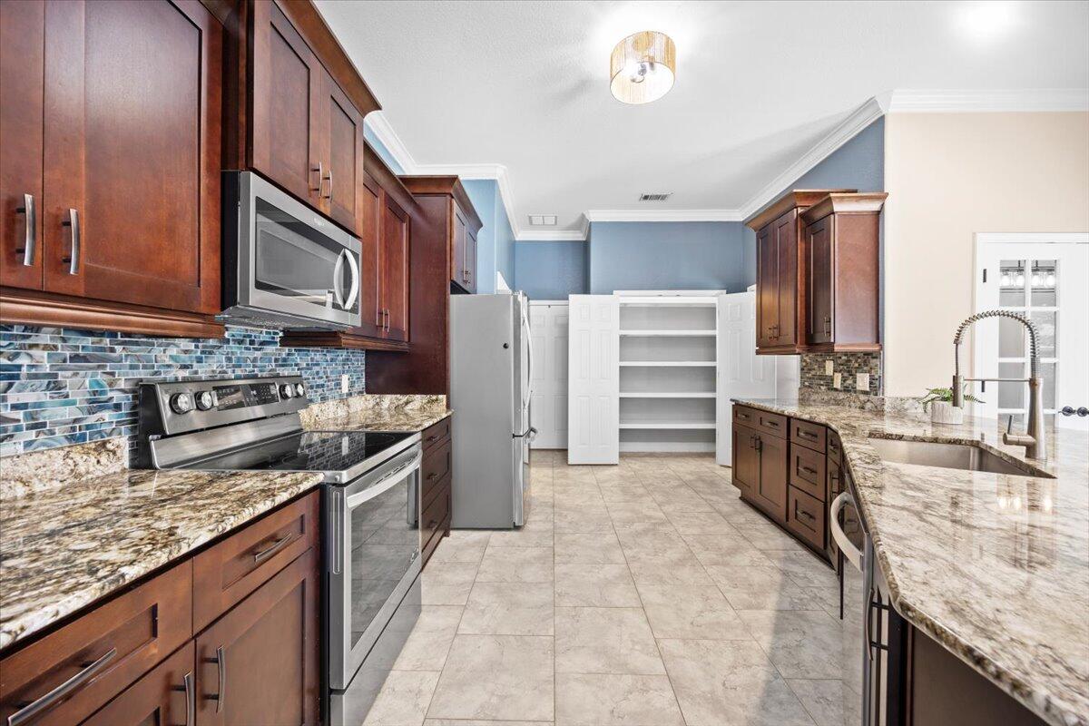 Navarre, Florida, 32566, United States, 3 Bedrooms Bedrooms, ,2 BathroomsBathrooms,Residential,For Sale,1933004