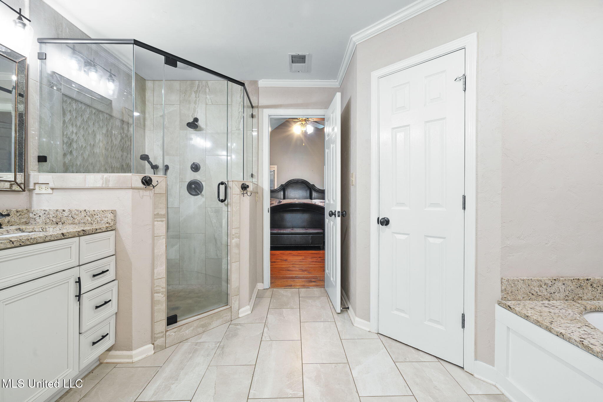 Olive Branch, Mississippi, 38654, United States, 5 Bedrooms Bedrooms, ,3 BathroomsBathrooms,Residential,For Sale,1898355