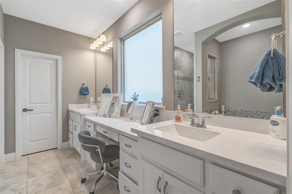 Mckinney, Texas, 75071, United States, 4 Bedrooms Bedrooms, ,3 BathroomsBathrooms,Residential,For Sale,1984248