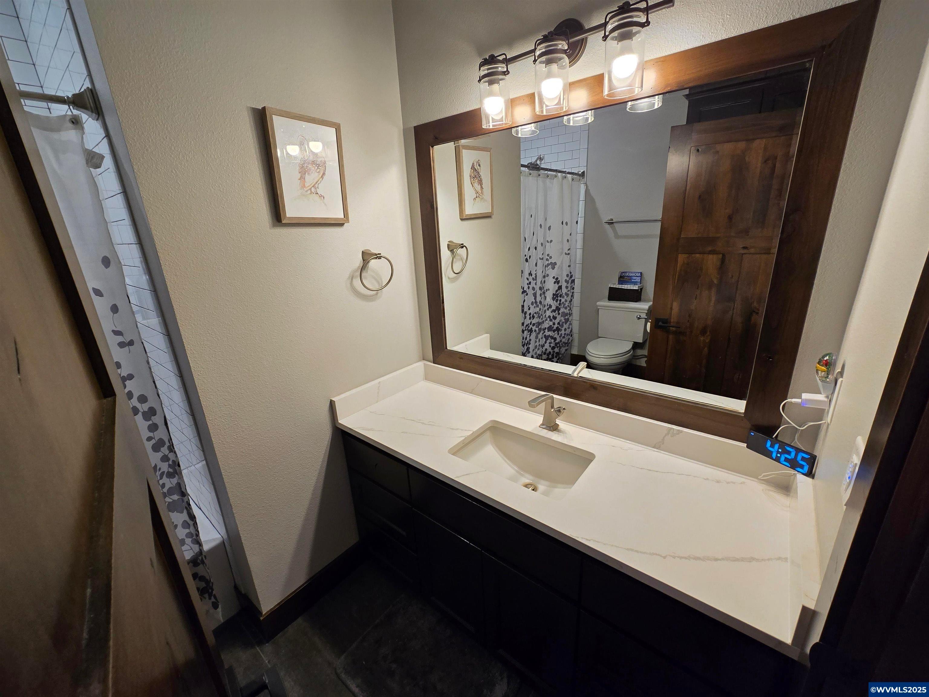 Mill City, Oregon, 97360, United States, 3 Bedrooms Bedrooms, ,2 BathroomsBathrooms,Residential,For Sale,1820943