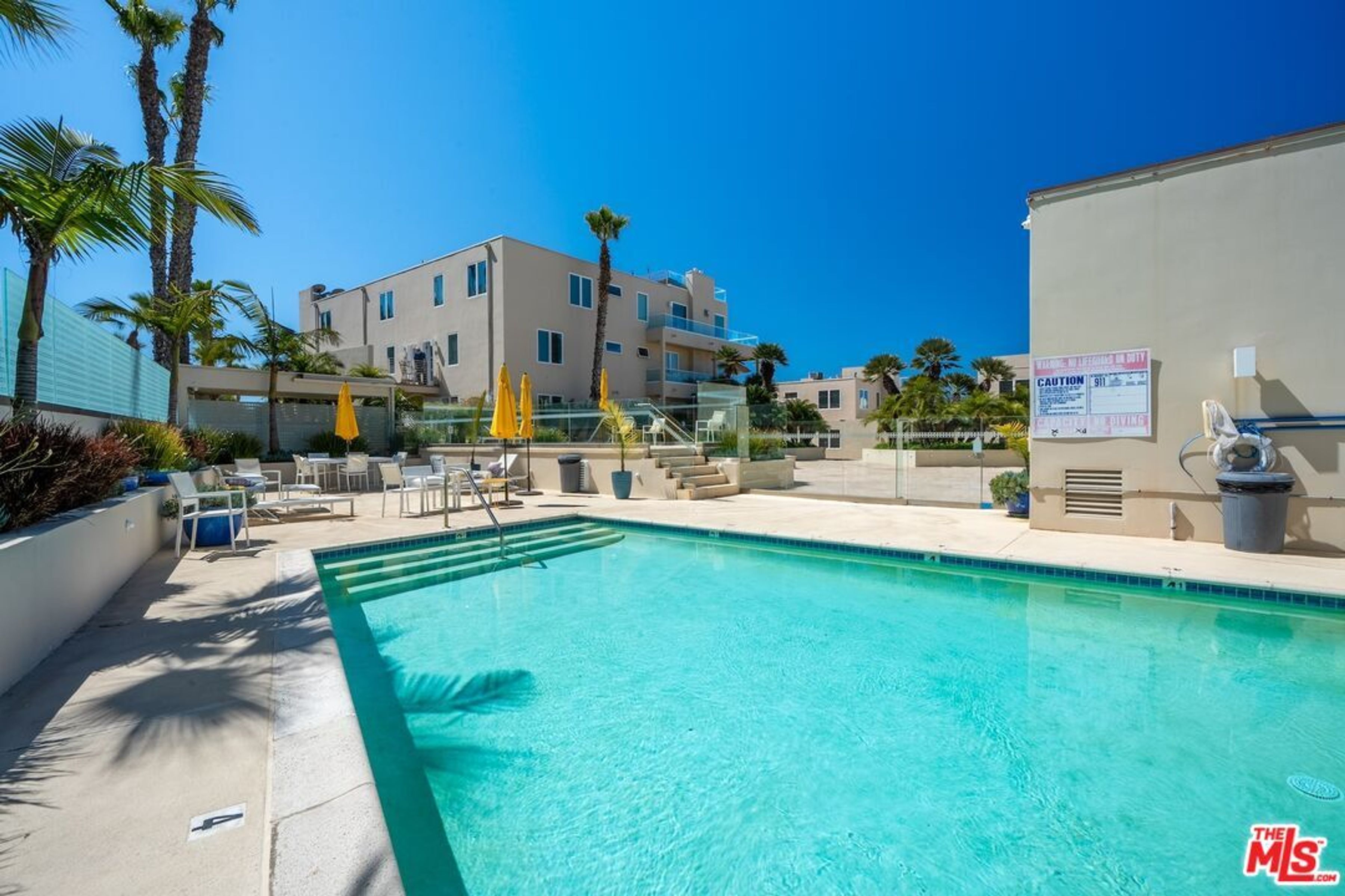 7301 Vista Del Mar, B105 - 物件實景